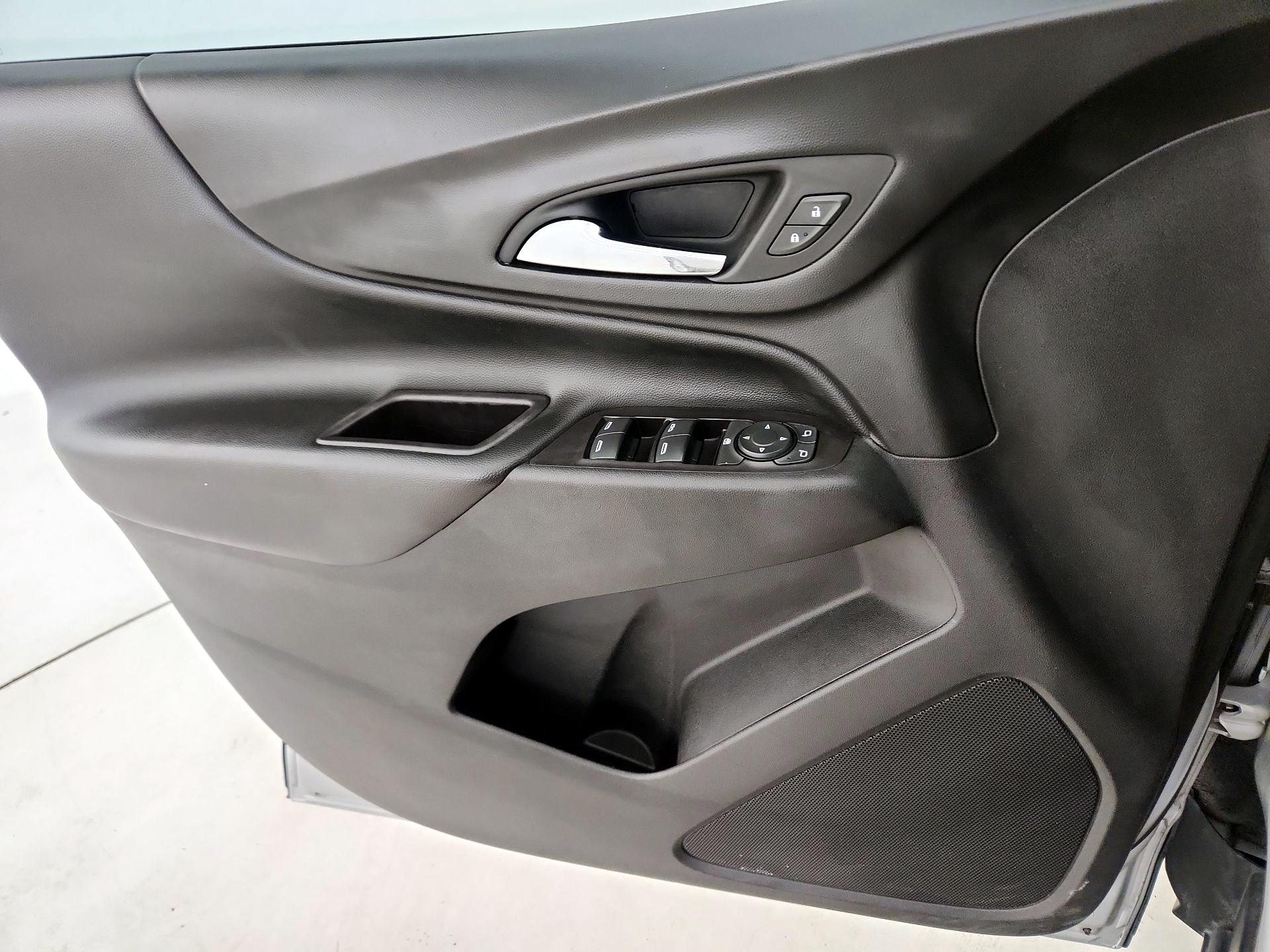 Thumbnail: 2020 Chevrolet Equinox - 12