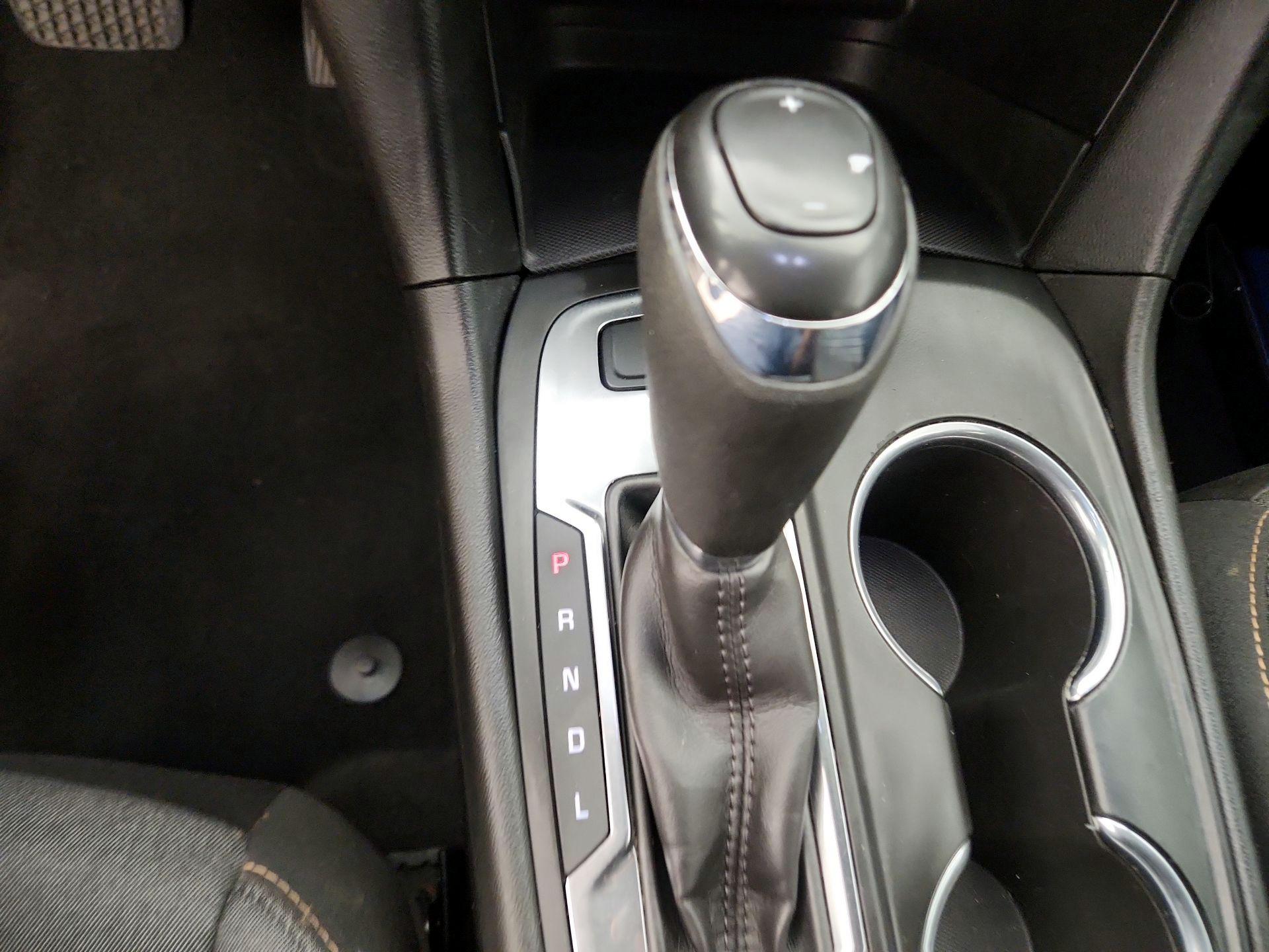 Thumbnail: 2020 Chevrolet Equinox - 17
