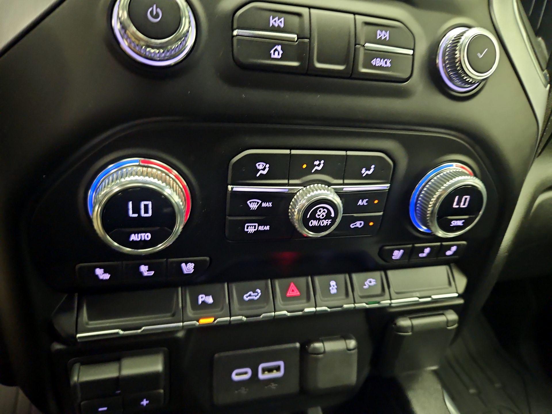 Thumbnail: 2023 GMC Sierra 3500 - 16