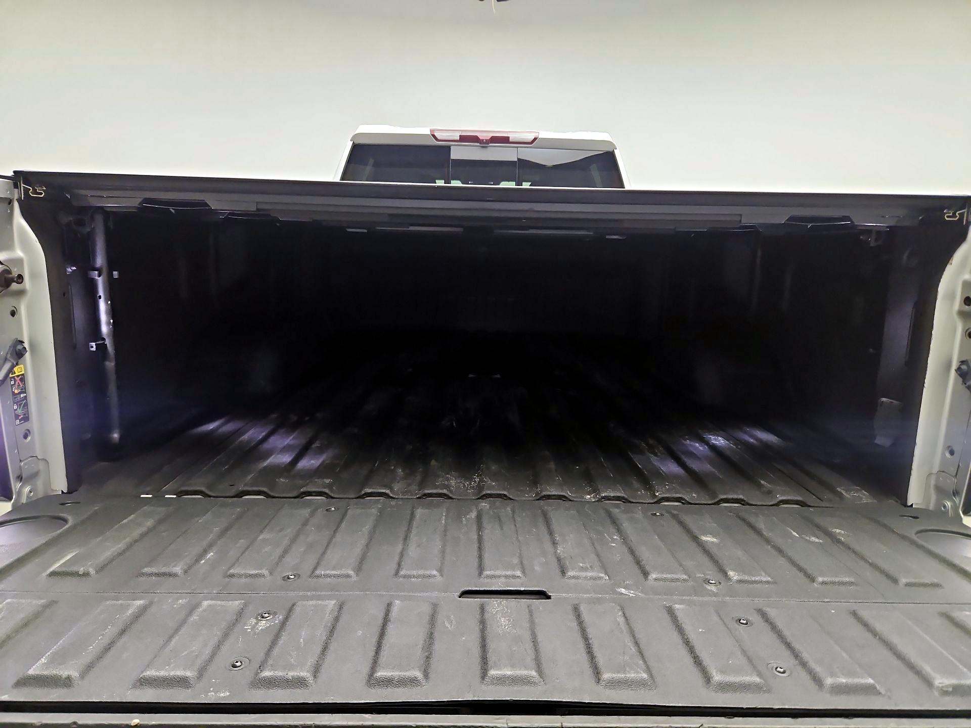 Thumbnail: 2023 GMC Sierra 3500 - 20