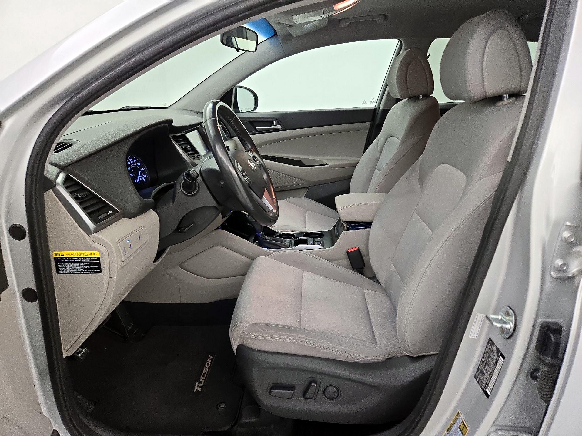 Thumbnail: 2018 Hyundai Tucson - 11