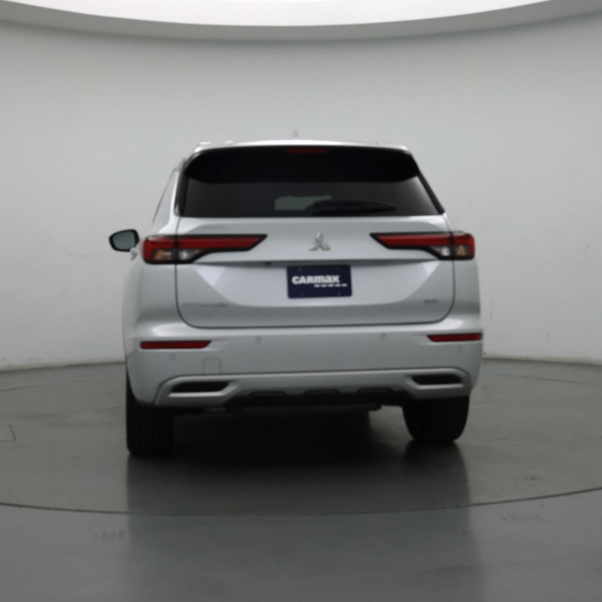 Thumbnail: 2024 Mitsubishi Outlander - 6