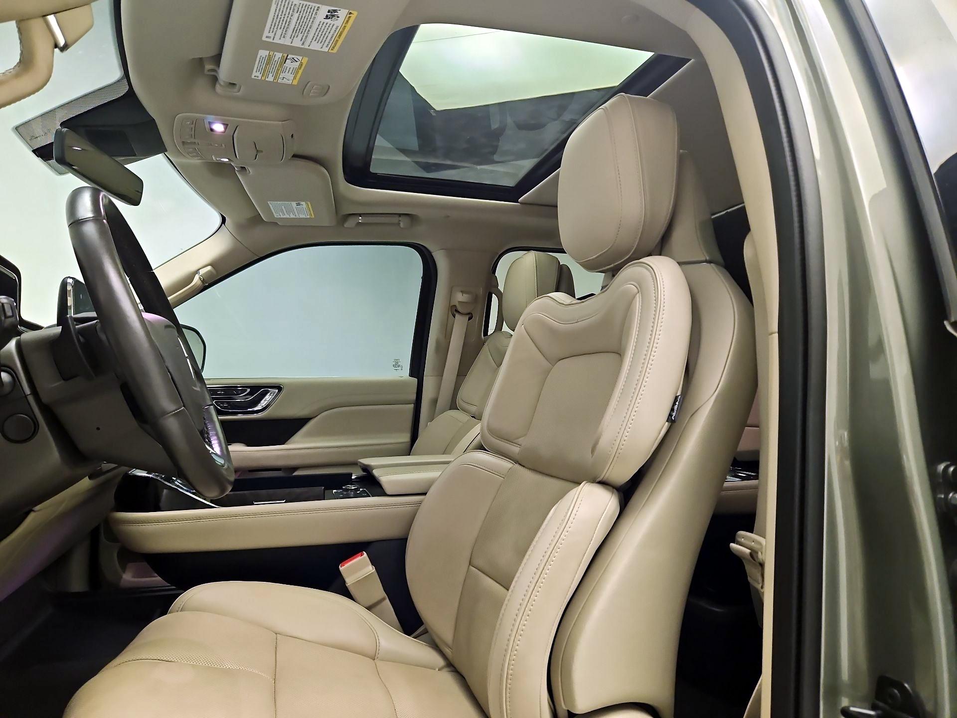 Thumbnail: 2019 Lincoln Navigator - 20