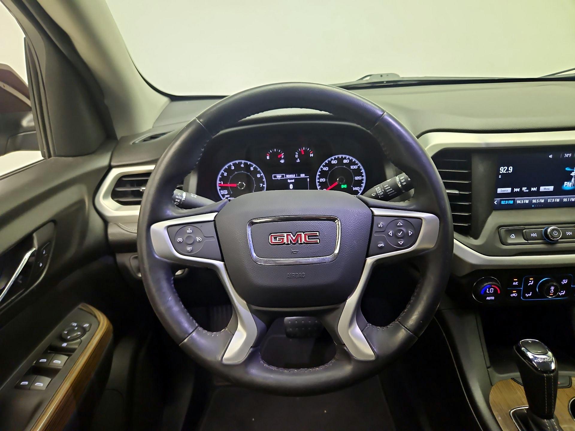 Thumbnail: 2018 GMC Acadia - 10