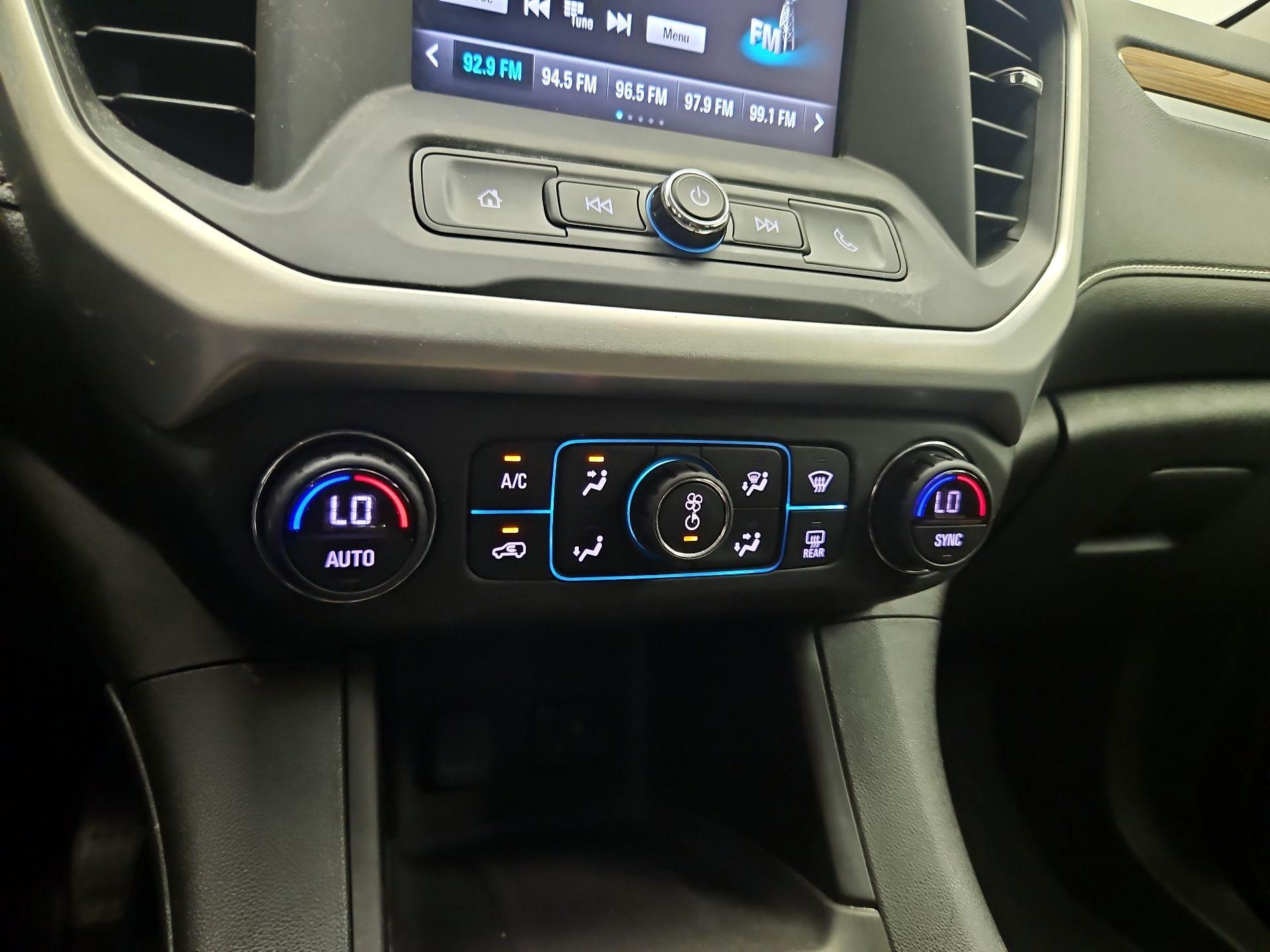 Thumbnail: 2018 GMC Acadia - 15
