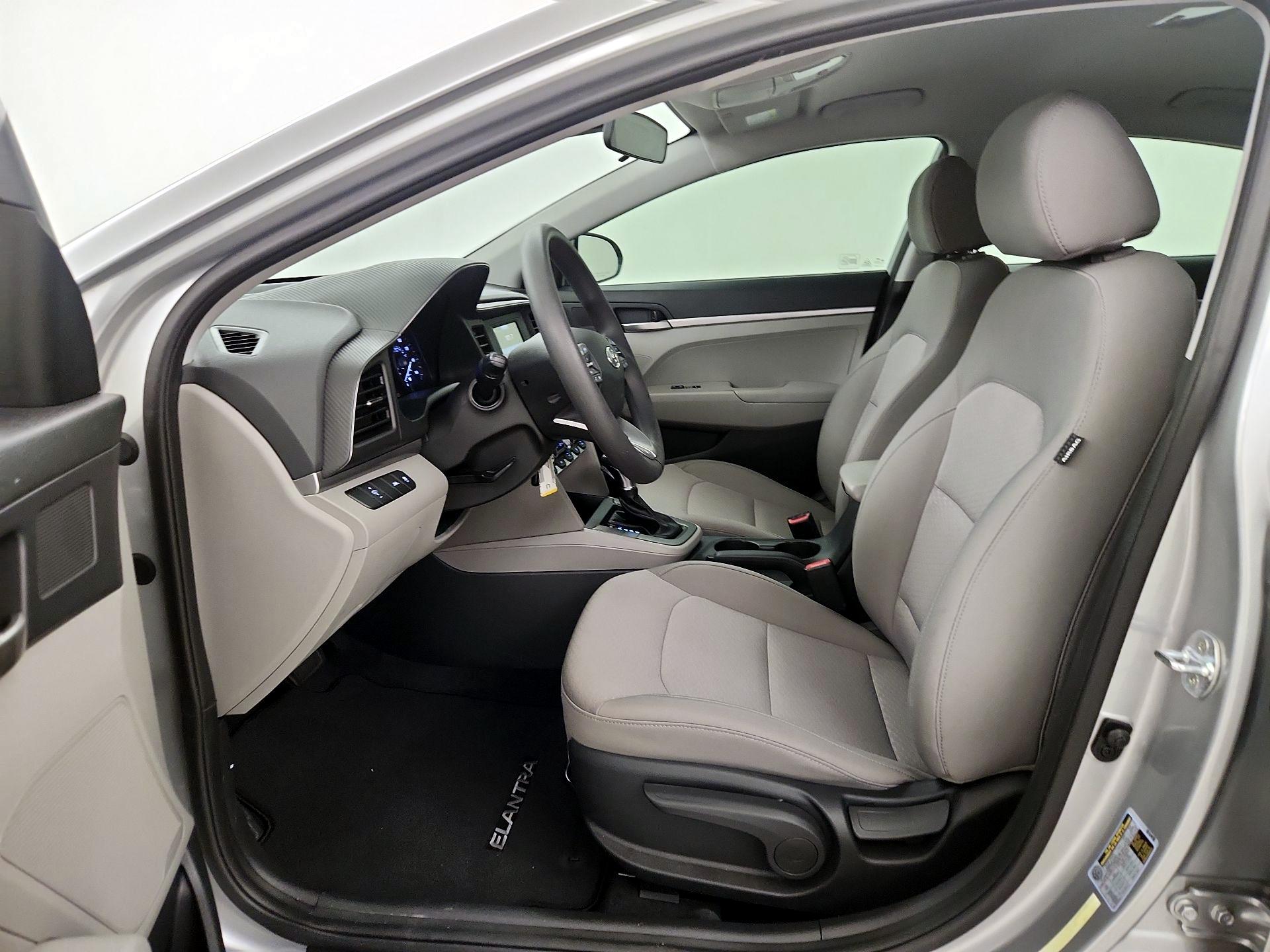 Thumbnail: 2020 Hyundai Elantra - 11