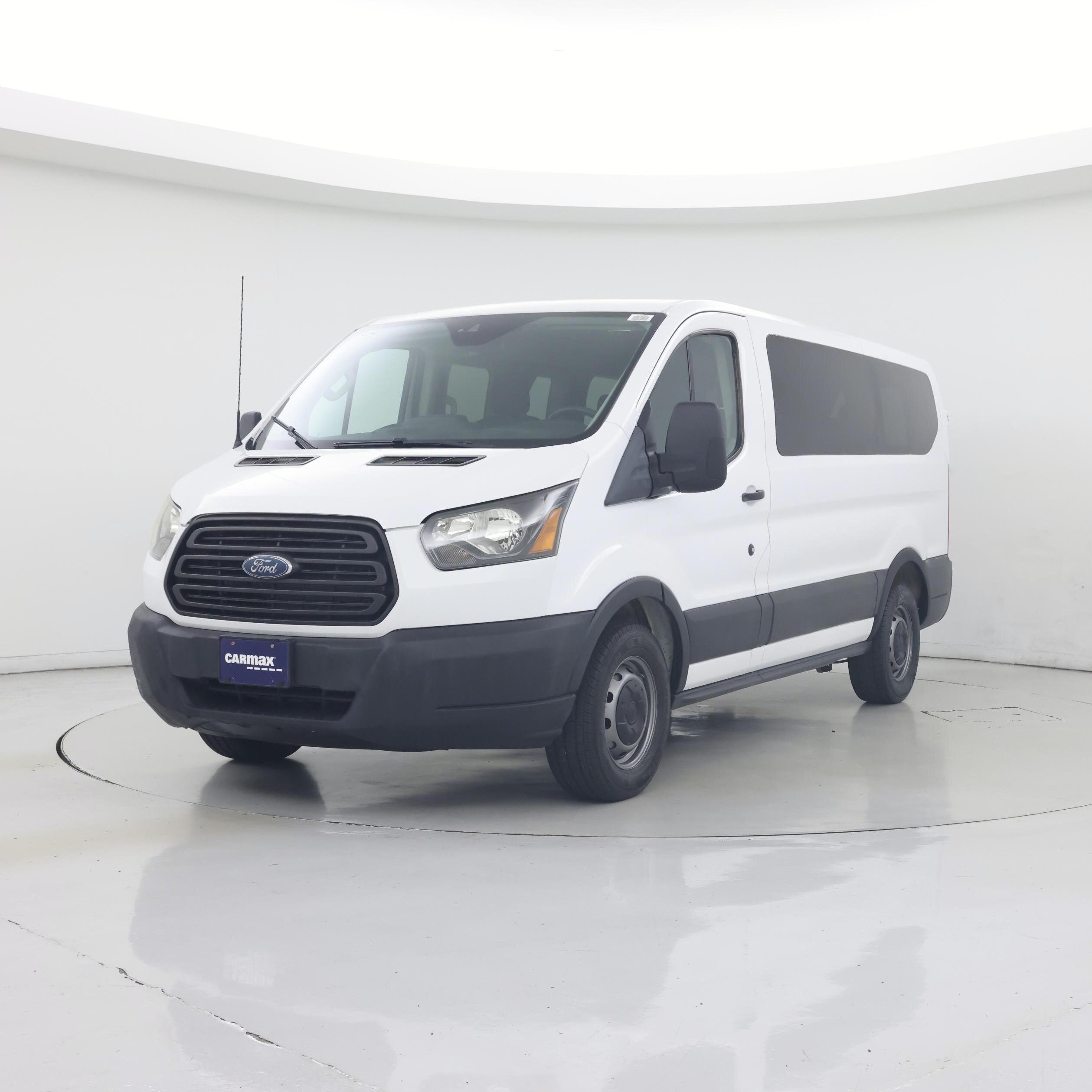 Thumbnail: 2019 Ford Transit Series - 4