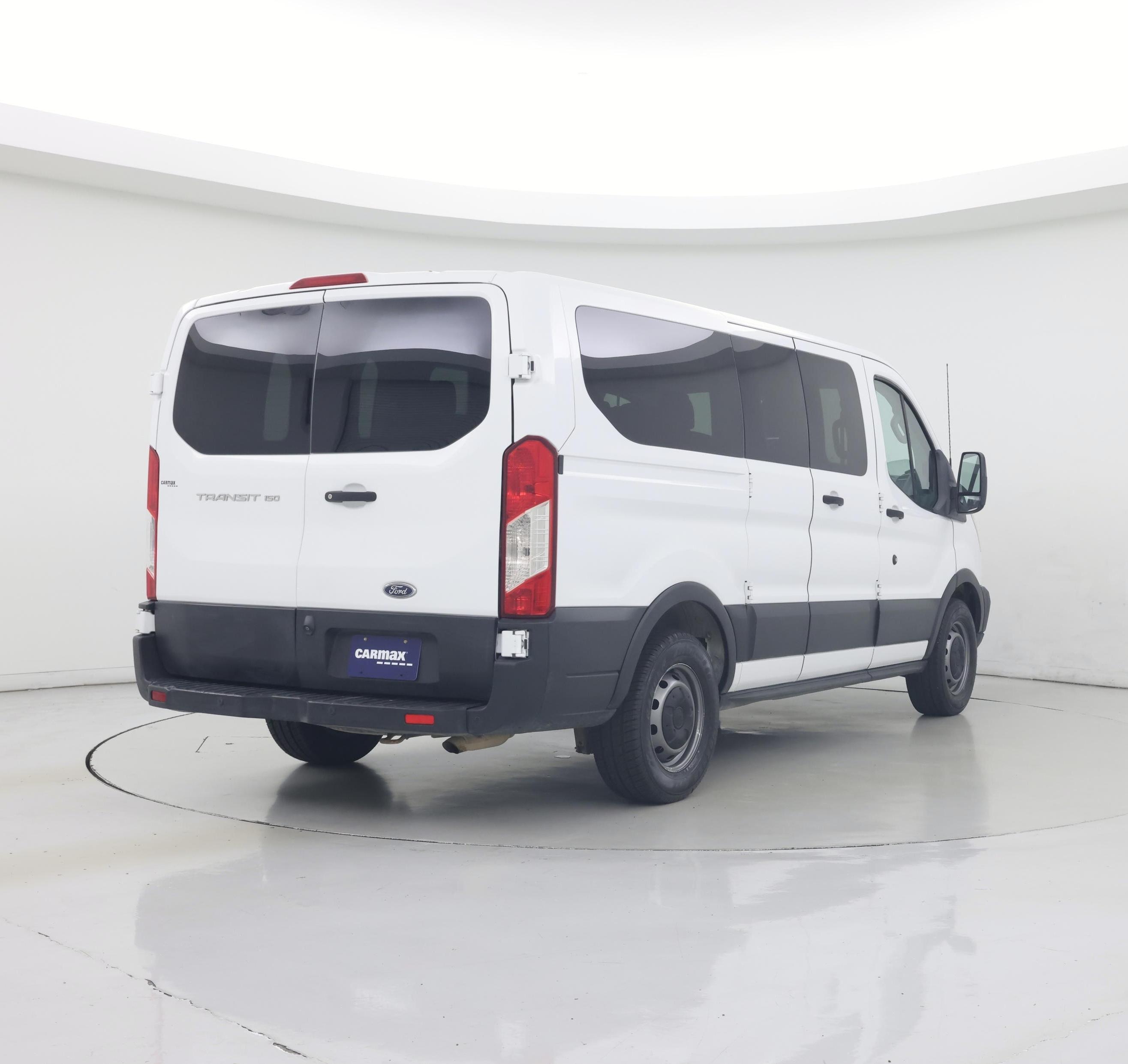 Thumbnail: 2019 Ford Transit Series - 8