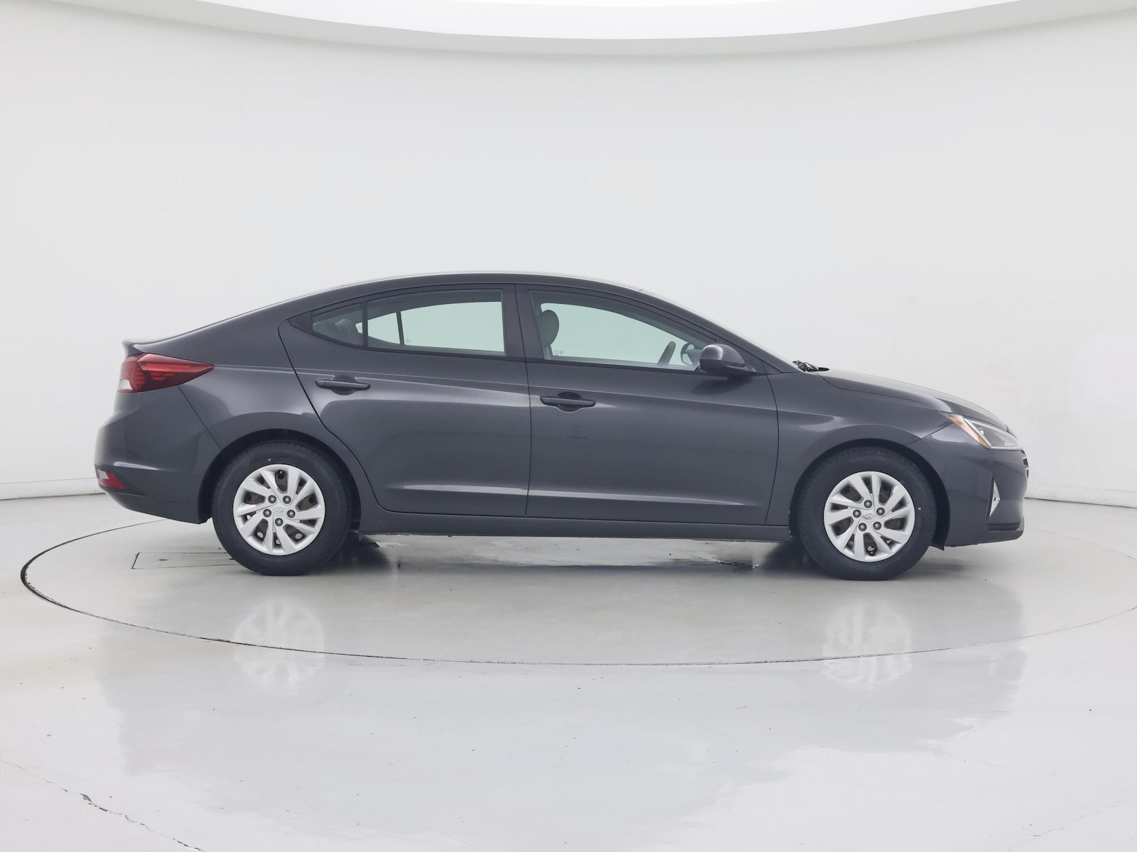2020 Hyundai Elantra SE - Photo 8