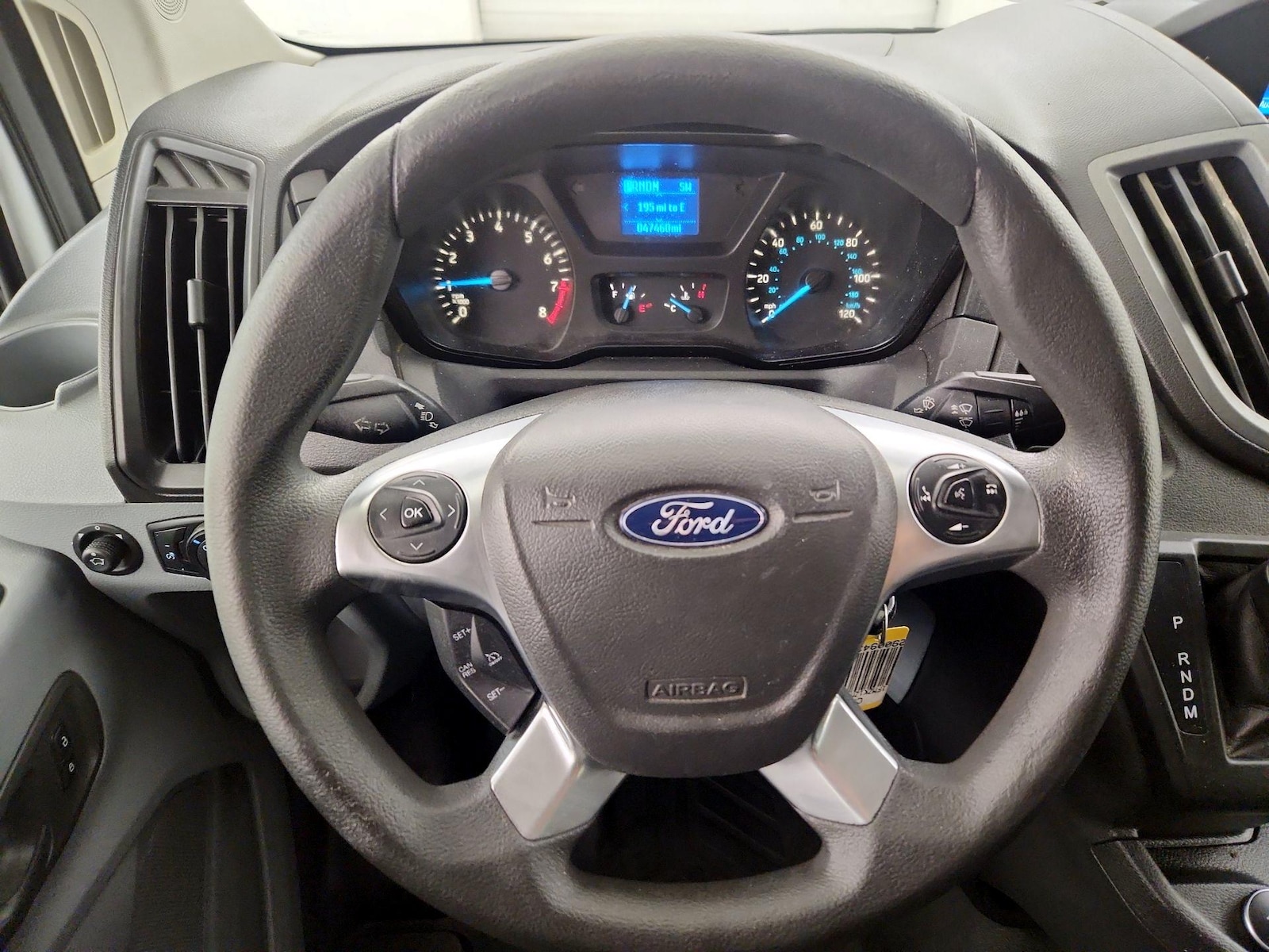 2019 Ford Transit Passenger Van XLT - Photo 11