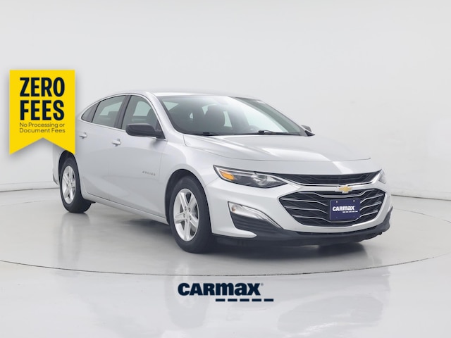 Silver 2020 Chevrolet Malibu Sedan Front-Wheel Drive Automatic