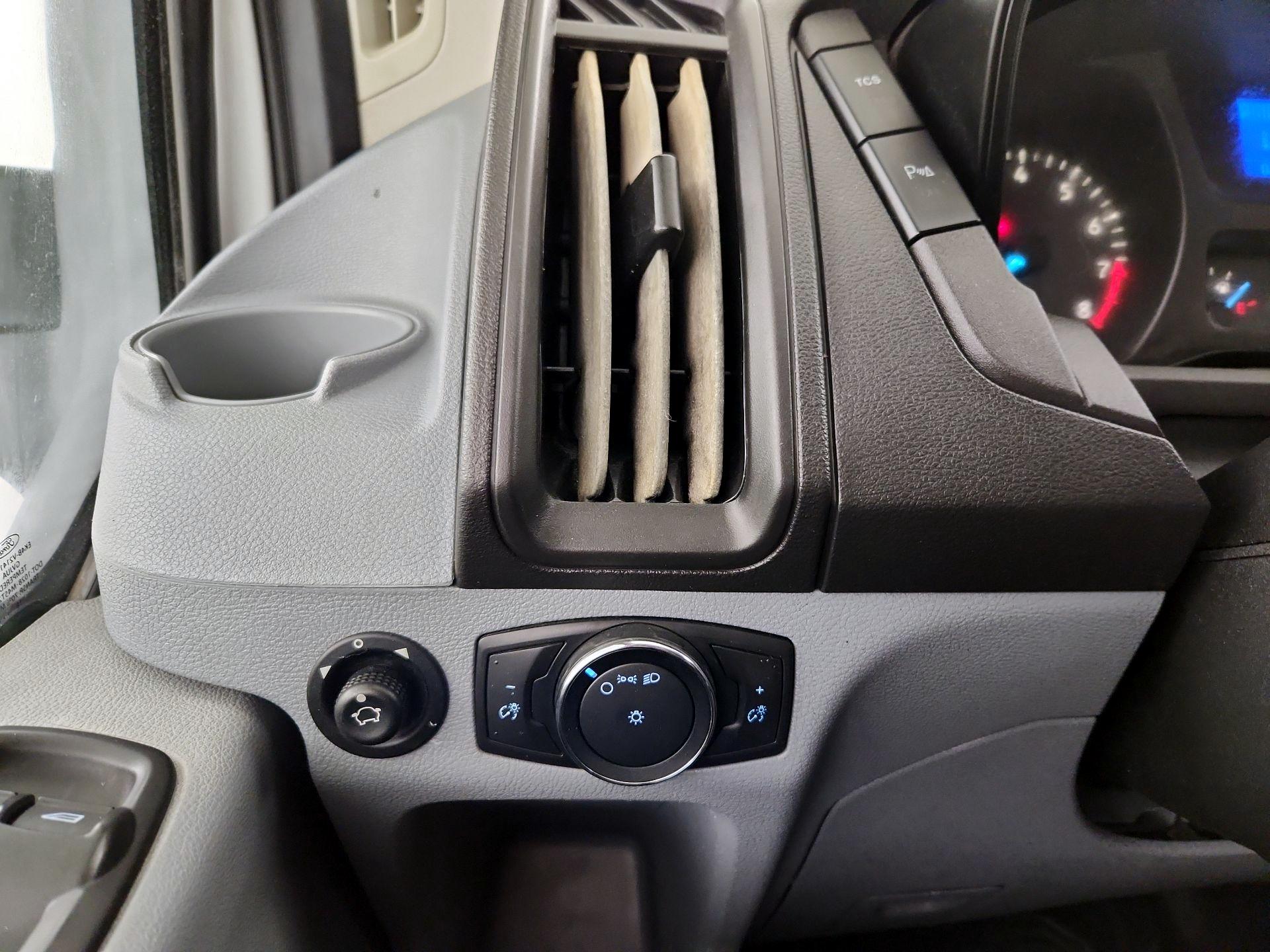 Thumbnail: 2019 Ford Transit Series - 13