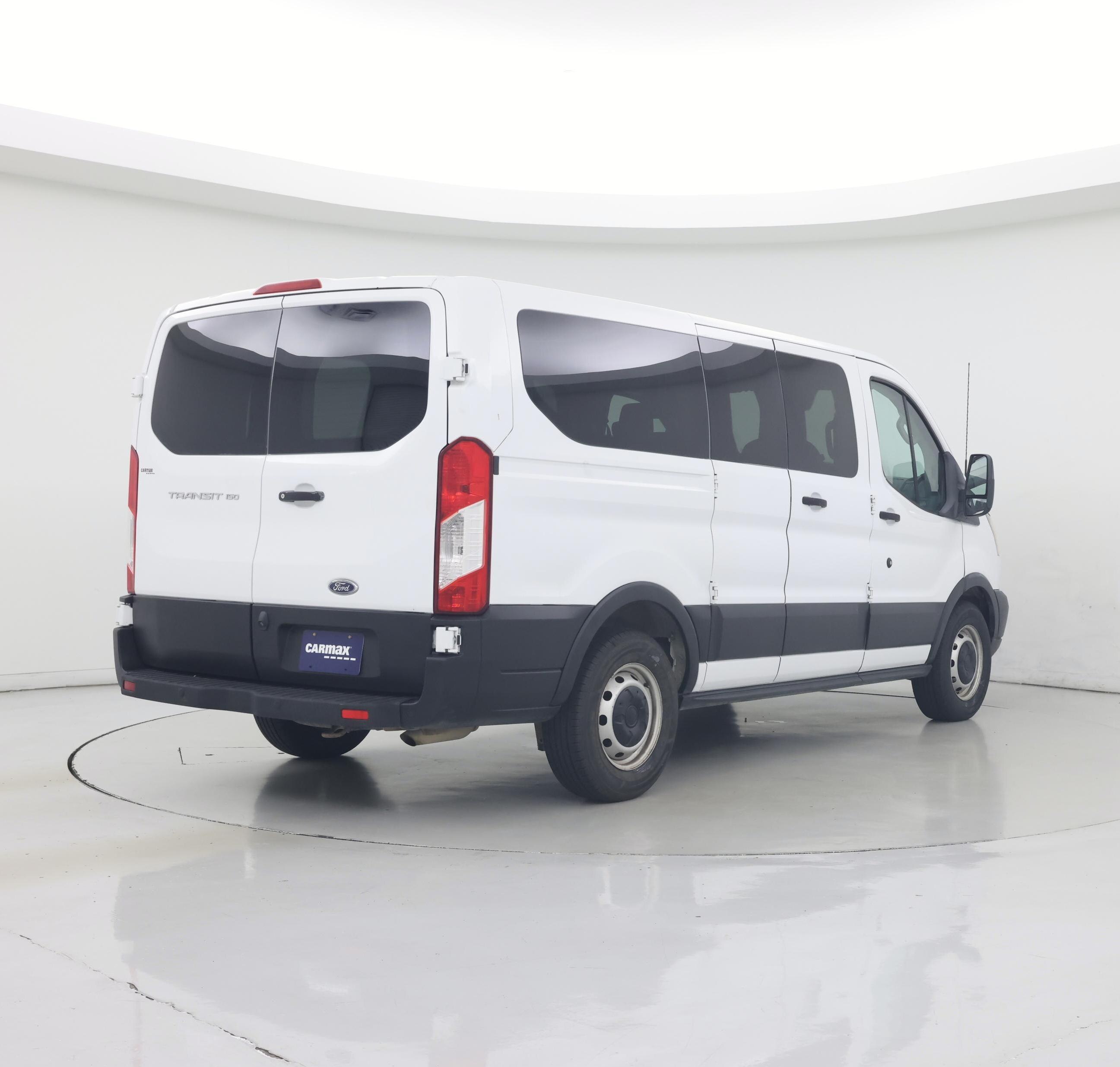 Thumbnail: 2019 Ford Transit Series - 8