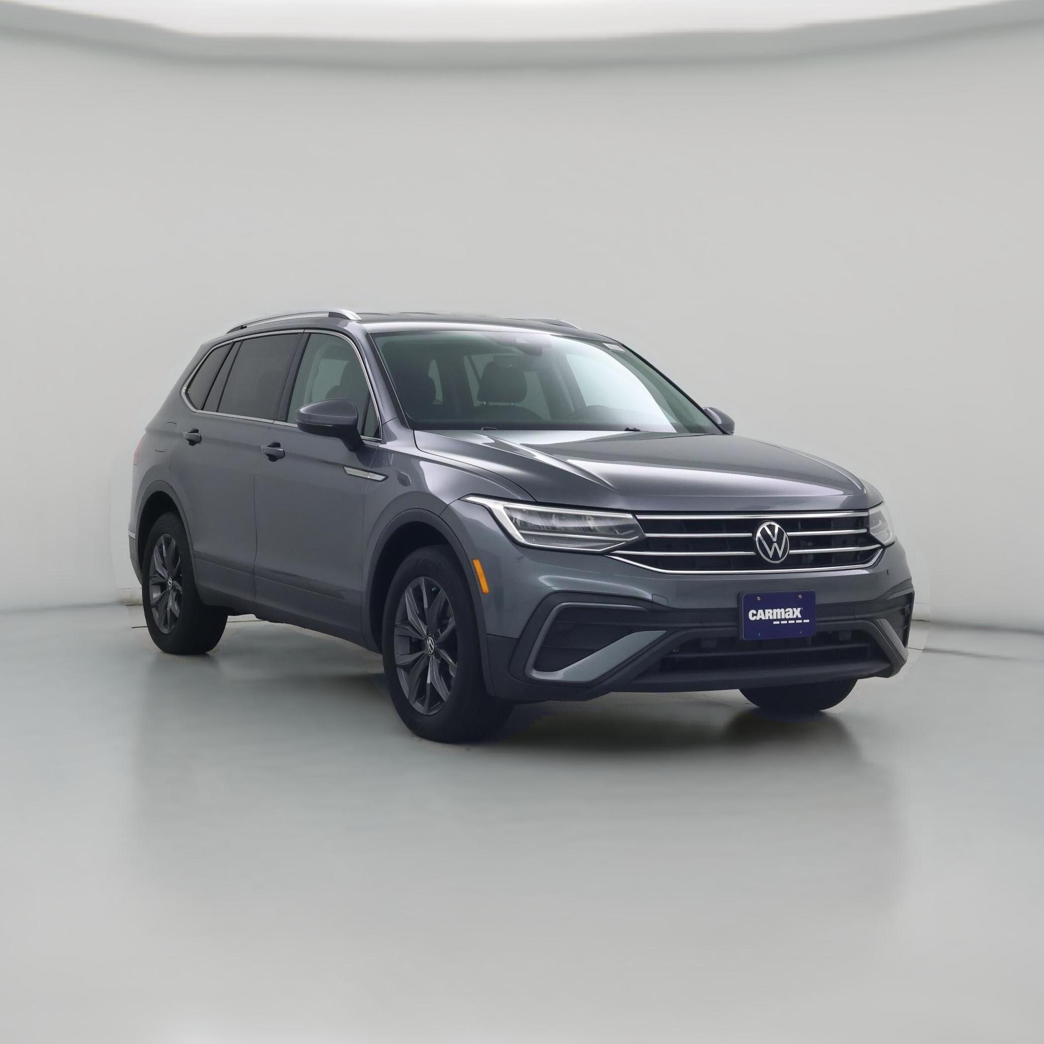 Thumbnail: 2022 Volkswagen Tiguan - 1