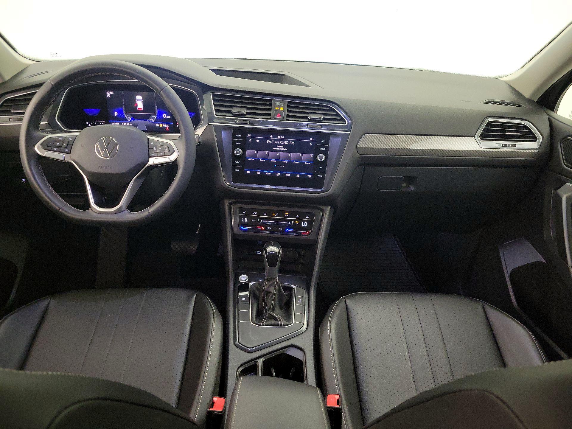 Thumbnail: 2022 Volkswagen Tiguan - 9