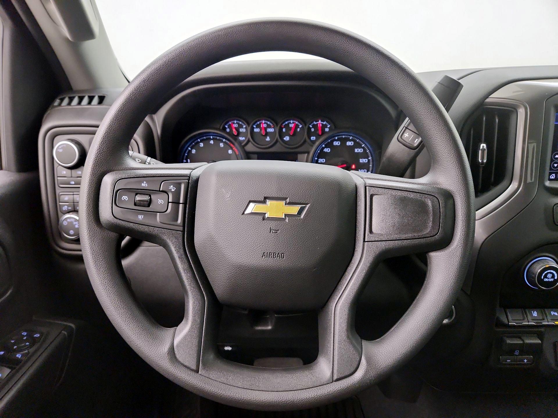 Thumbnail: 2026 Chevrolet Silverado 2500 - 10