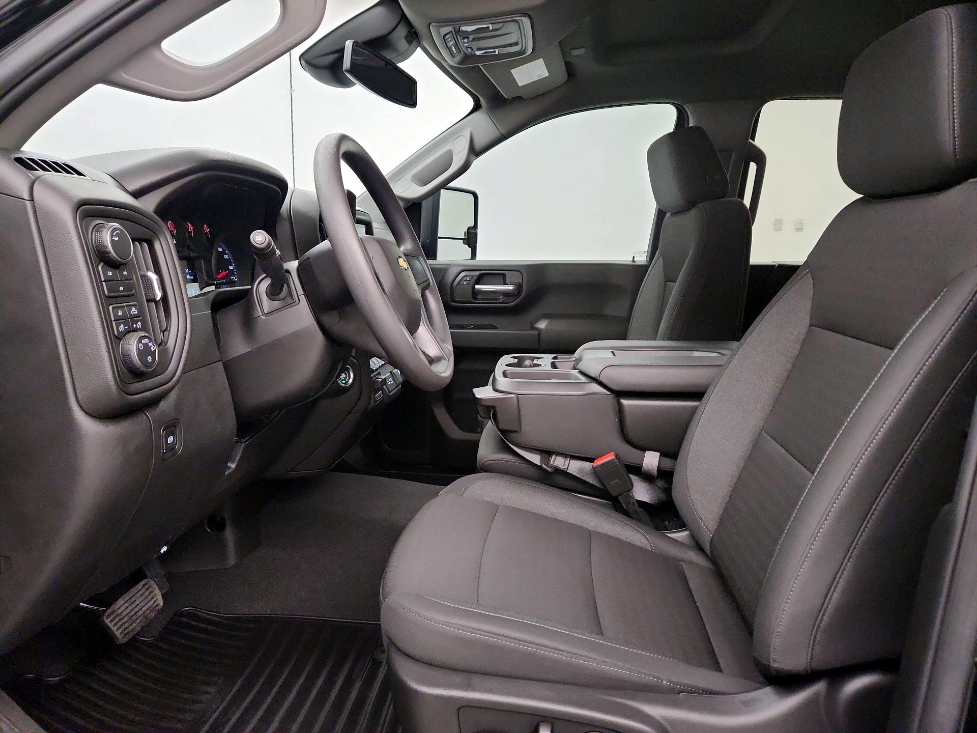 Thumbnail: 2026 Chevrolet Silverado 2500 - 11
