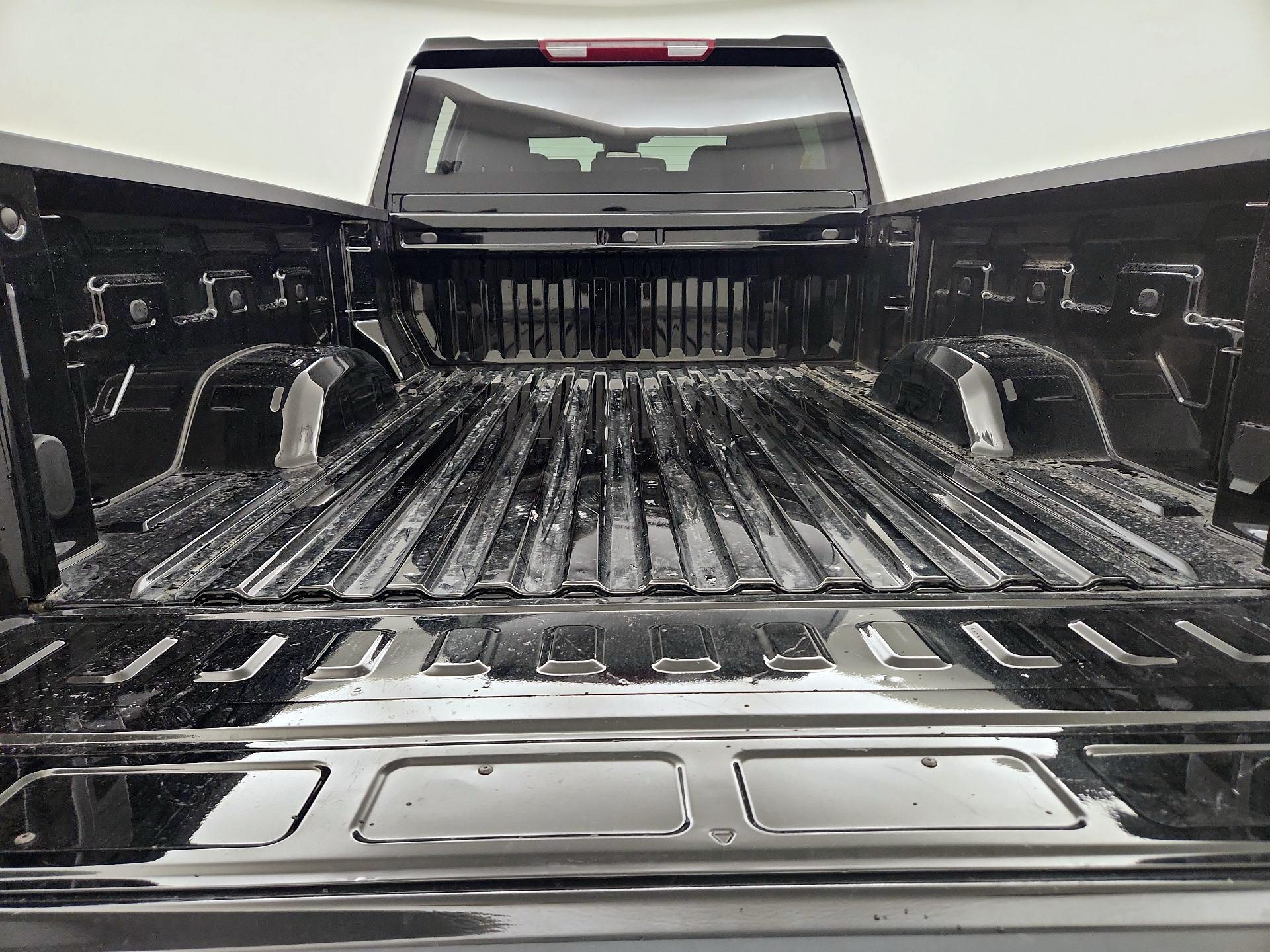 Thumbnail: 2026 Chevrolet Silverado 2500 - 20
