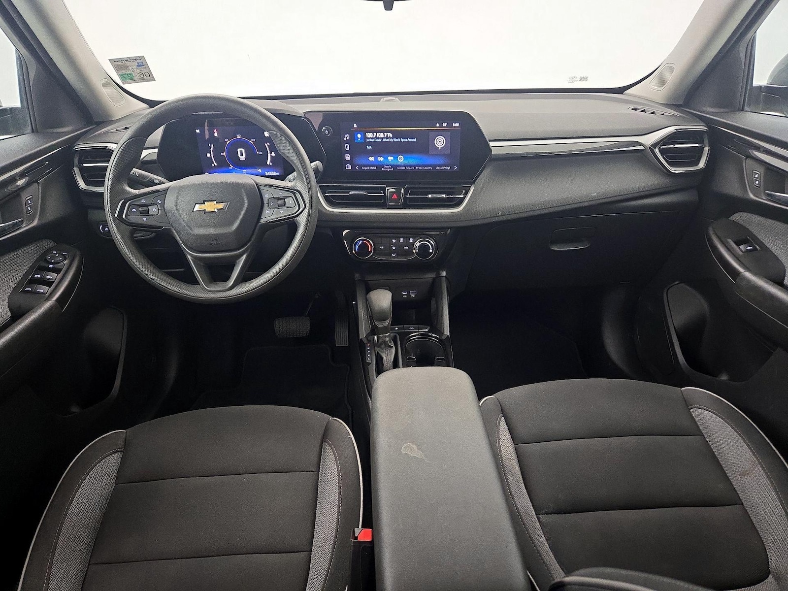2024 Chevrolet TrailBlazer LT - Photo 10