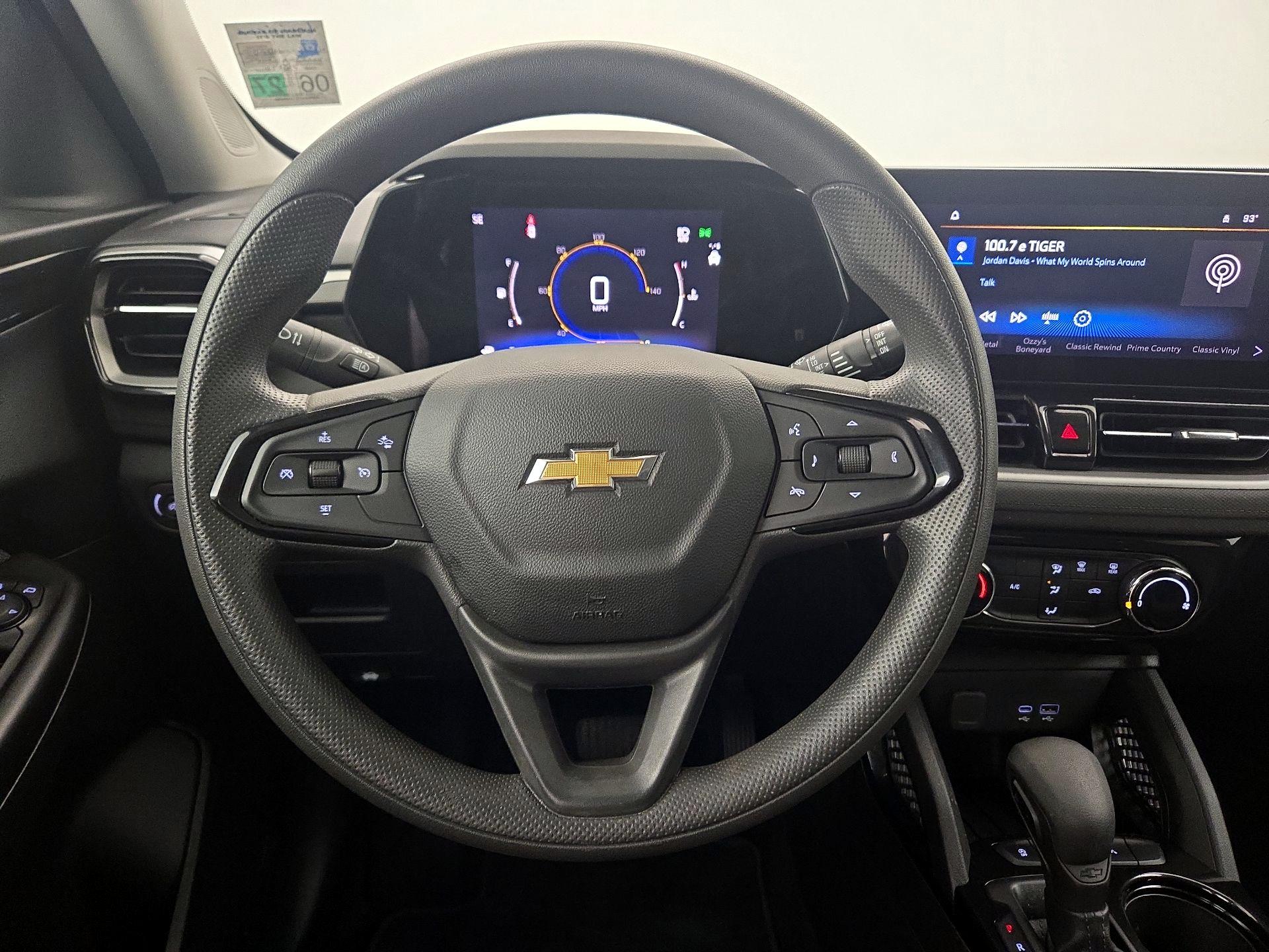 Thumbnail: 2024 Chevrolet TrailBlazer - 10
