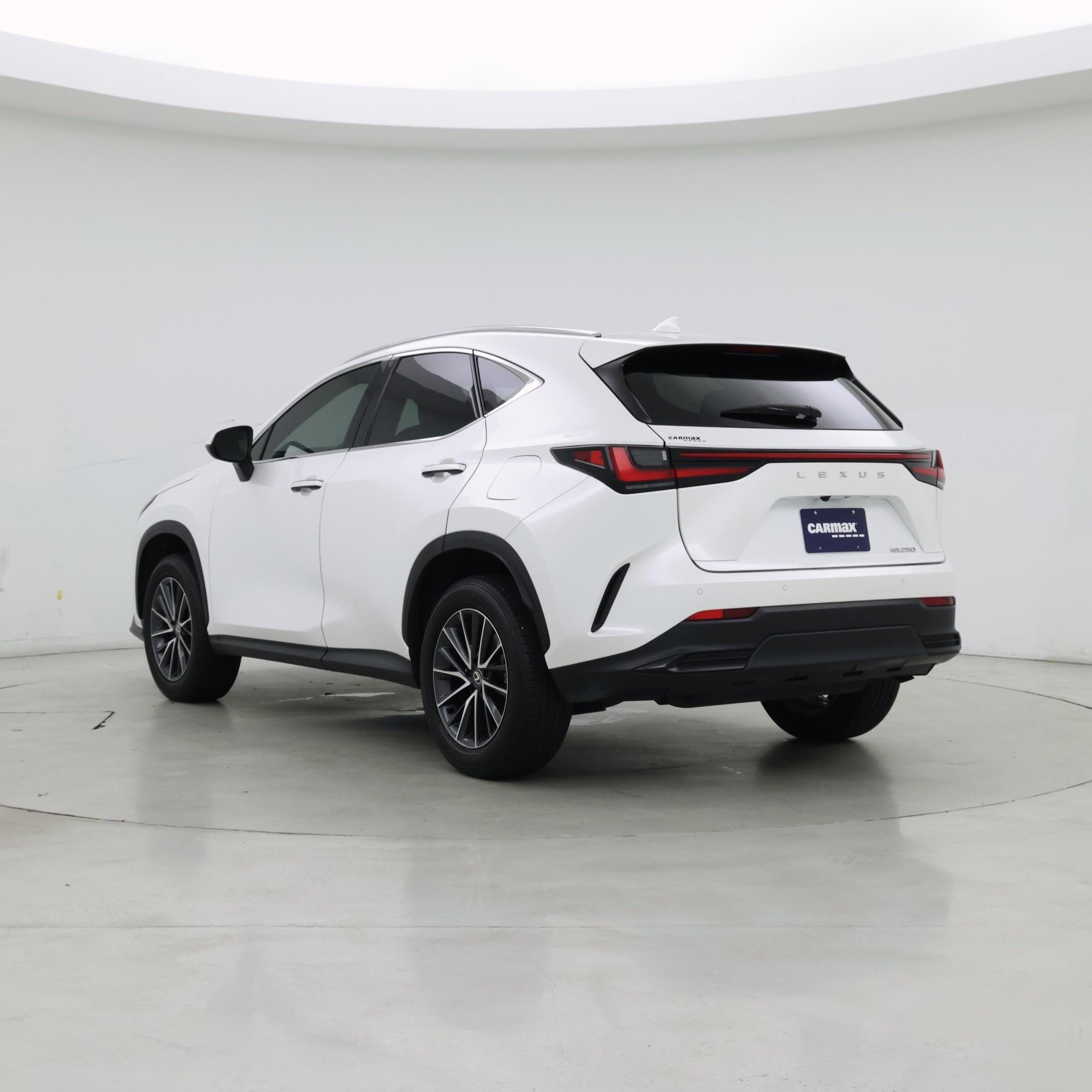Thumbnail: 2024 Lexus NX - 2