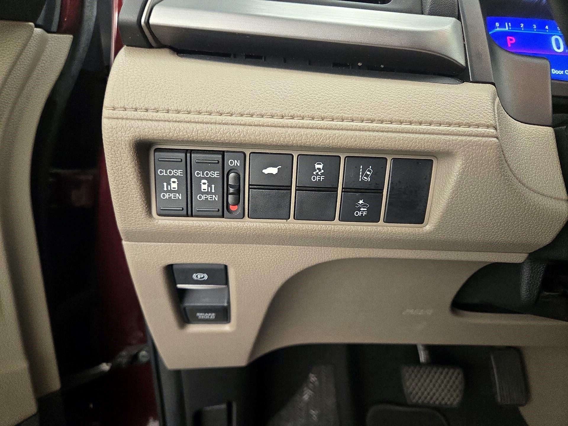 Thumbnail: 2020 Honda Odyssey - 13
