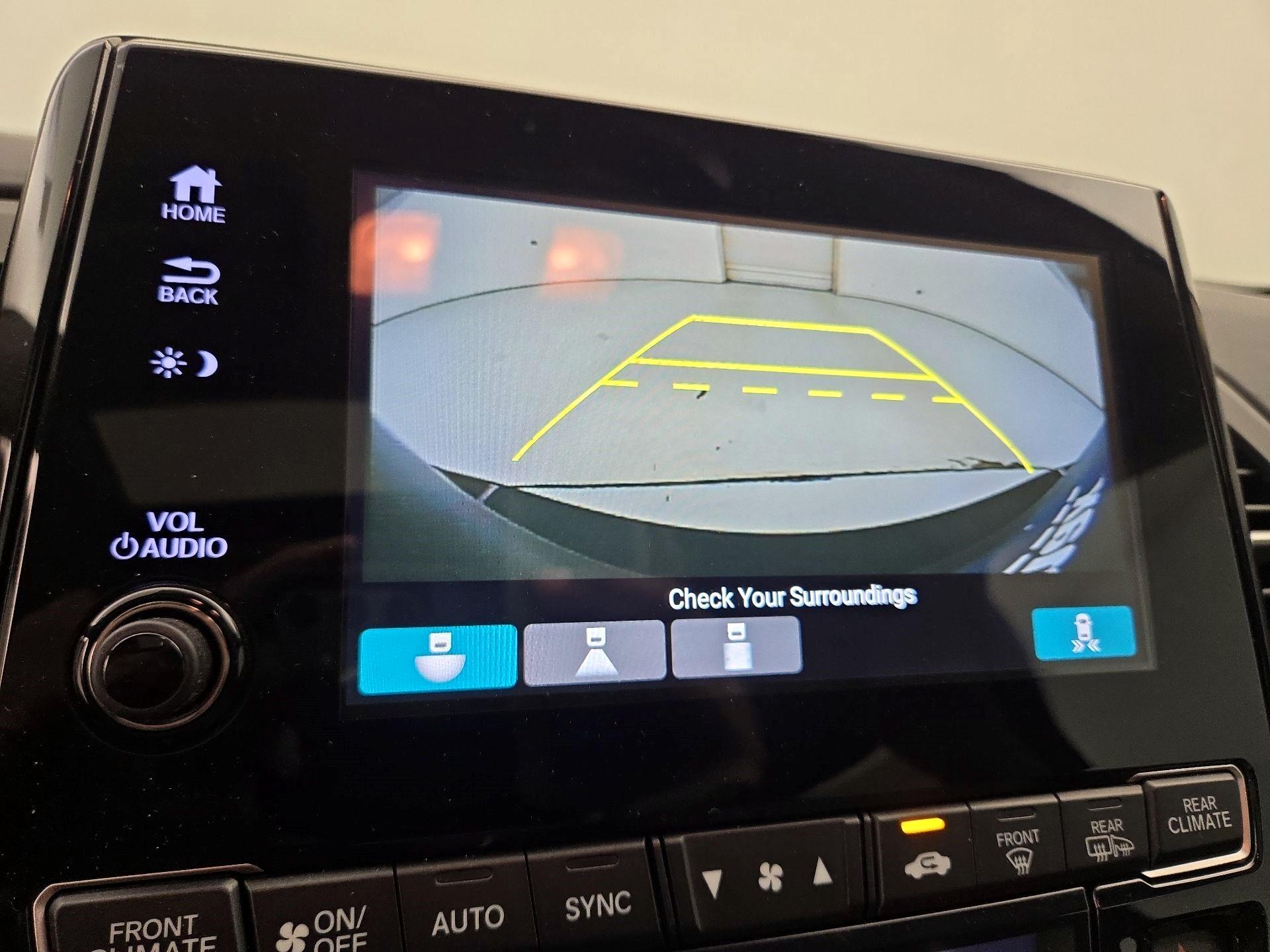 Thumbnail: 2020 Honda Odyssey - 14