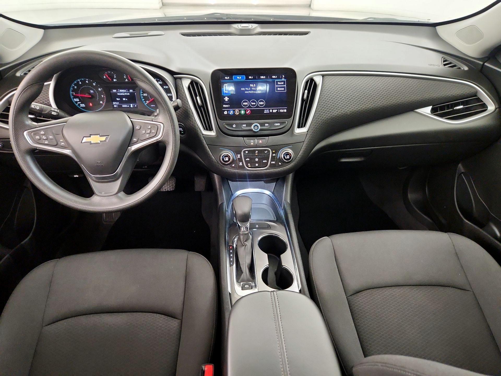Thumbnail: 2023 Chevrolet Malibu - 9