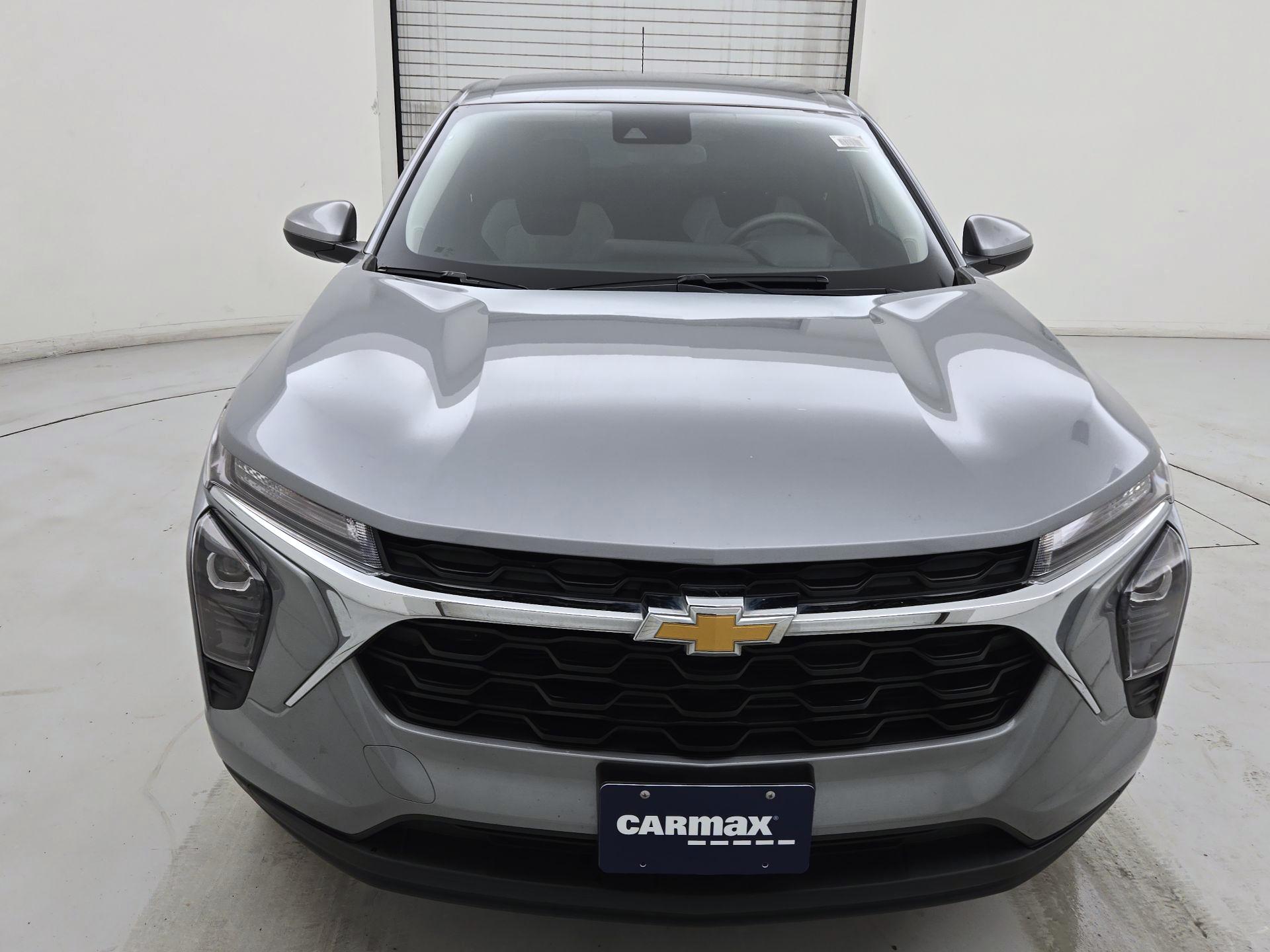 Thumbnail: 2025 Chevrolet Trax - 2
