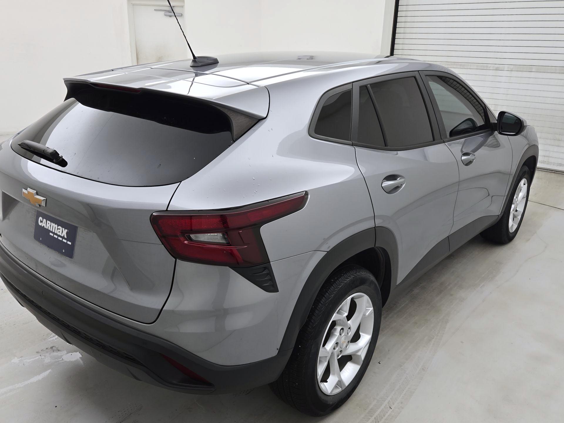 Thumbnail: 2025 Chevrolet Trax - 5