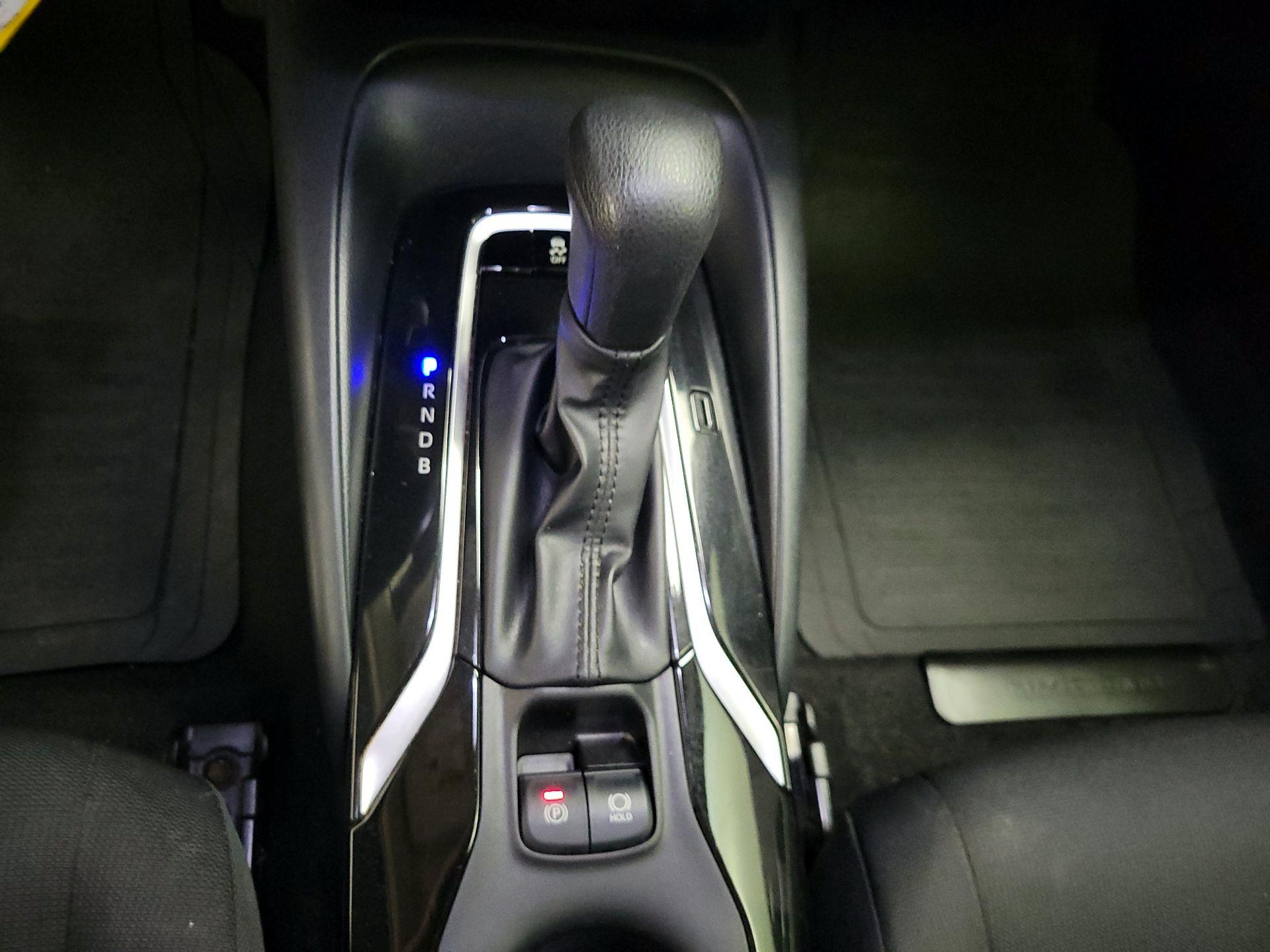 Thumbnail: 2022 Toyota Corolla - 18