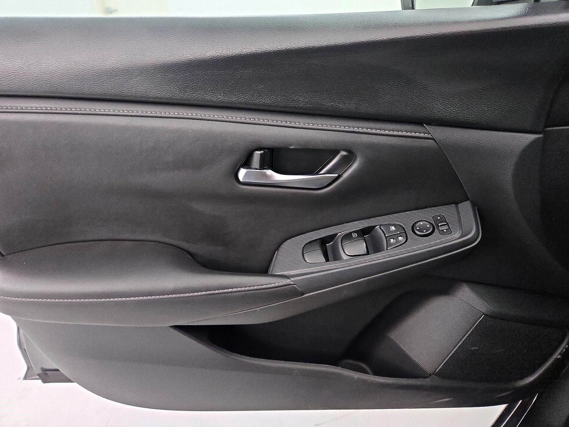 Thumbnail: 2025 Nissan Sentra - 12