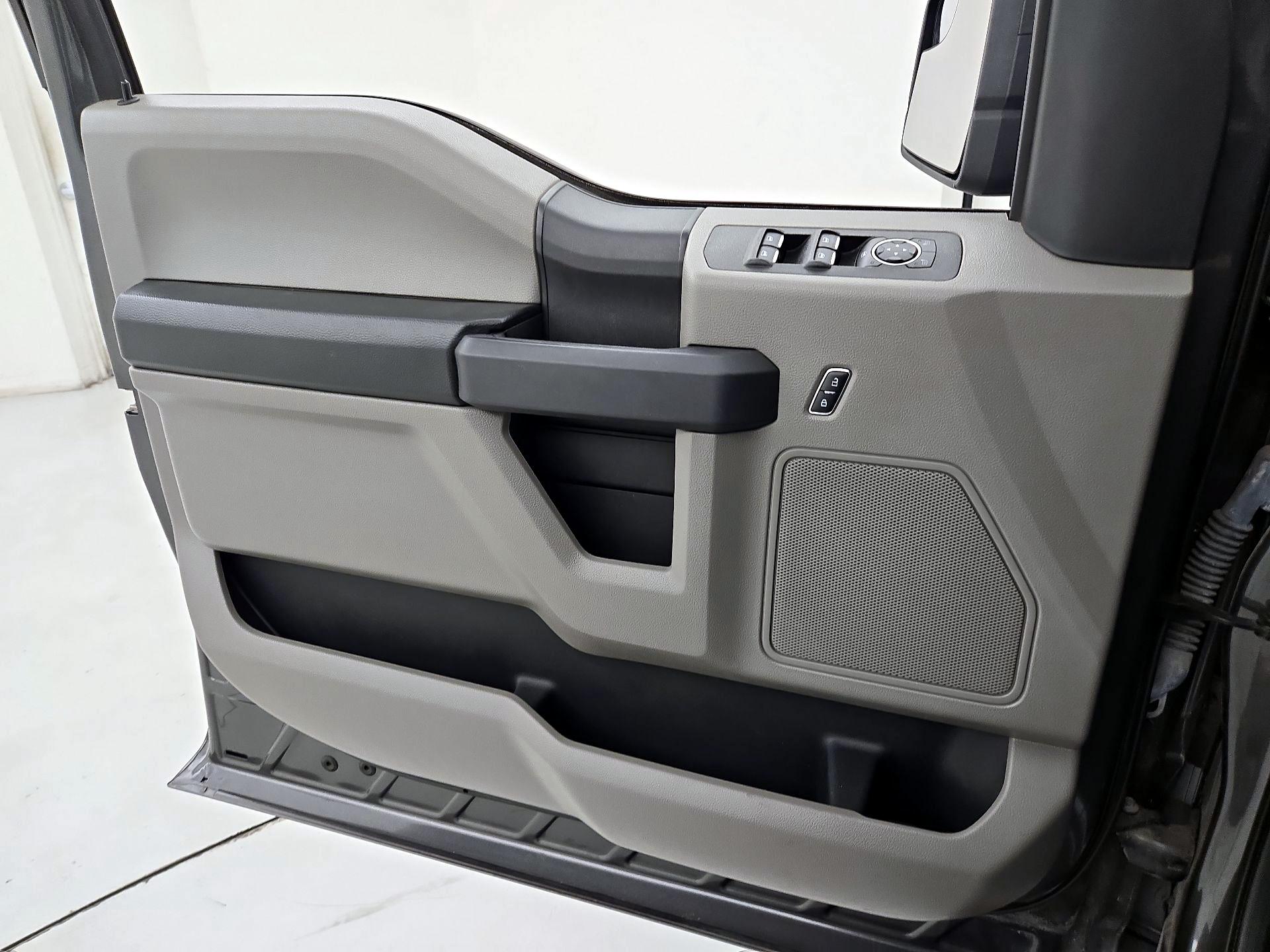 Thumbnail: 2019 Ford F-150 - 10