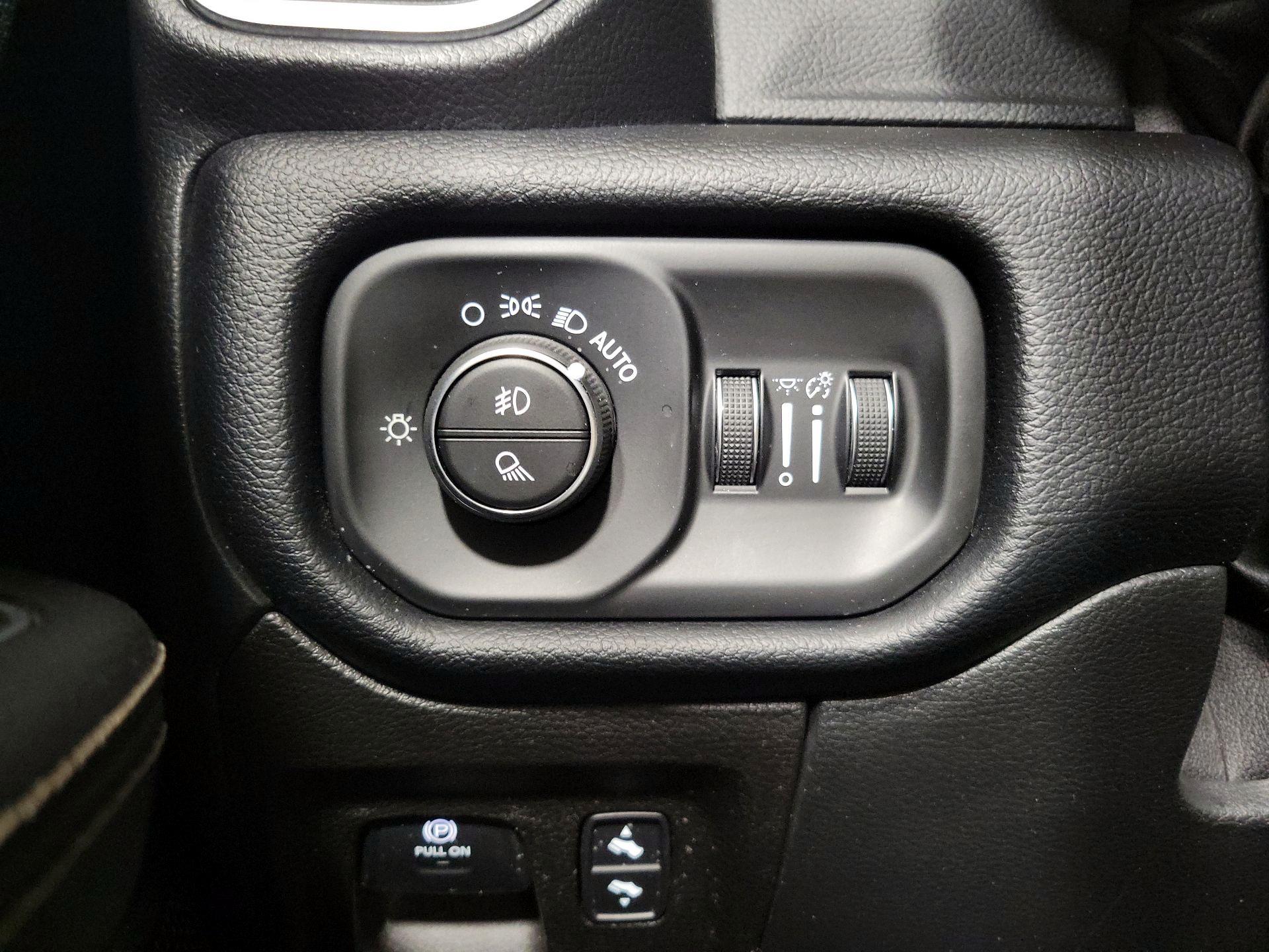 Thumbnail: 2021 RAM 1500 - 13