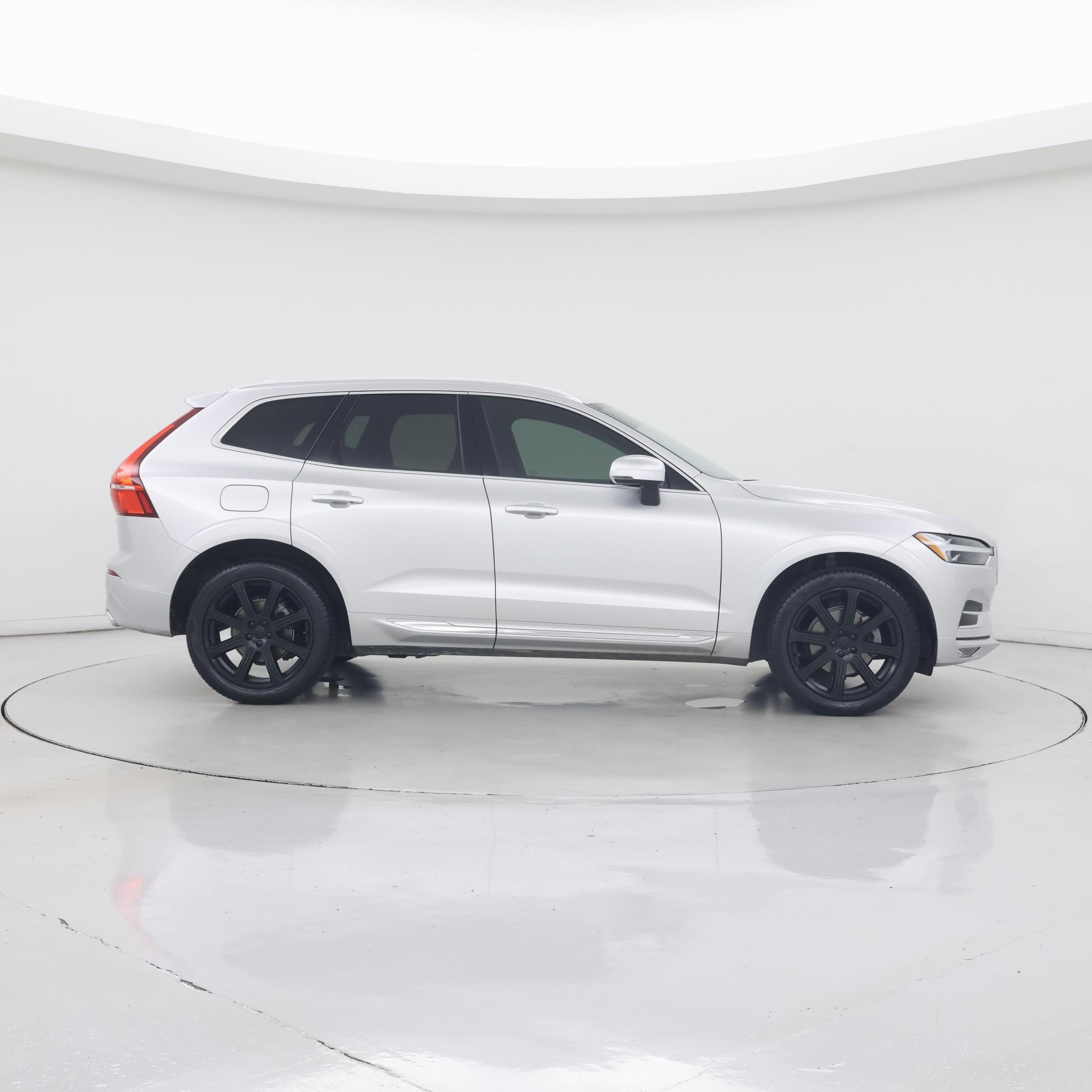 Thumbnail: 2021 Volvo XC60 - 7