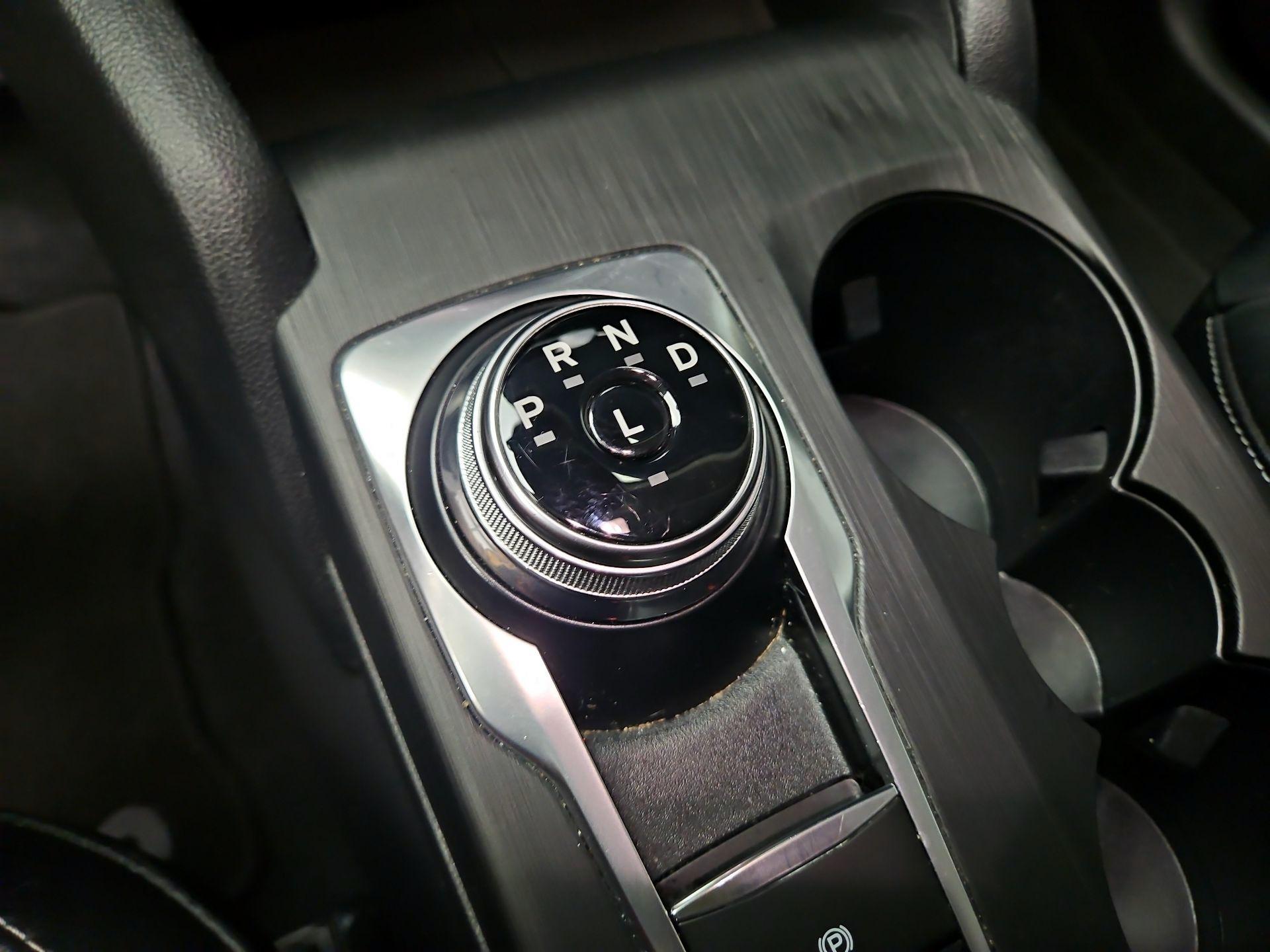 Thumbnail: 2021 Ford Escape - 17