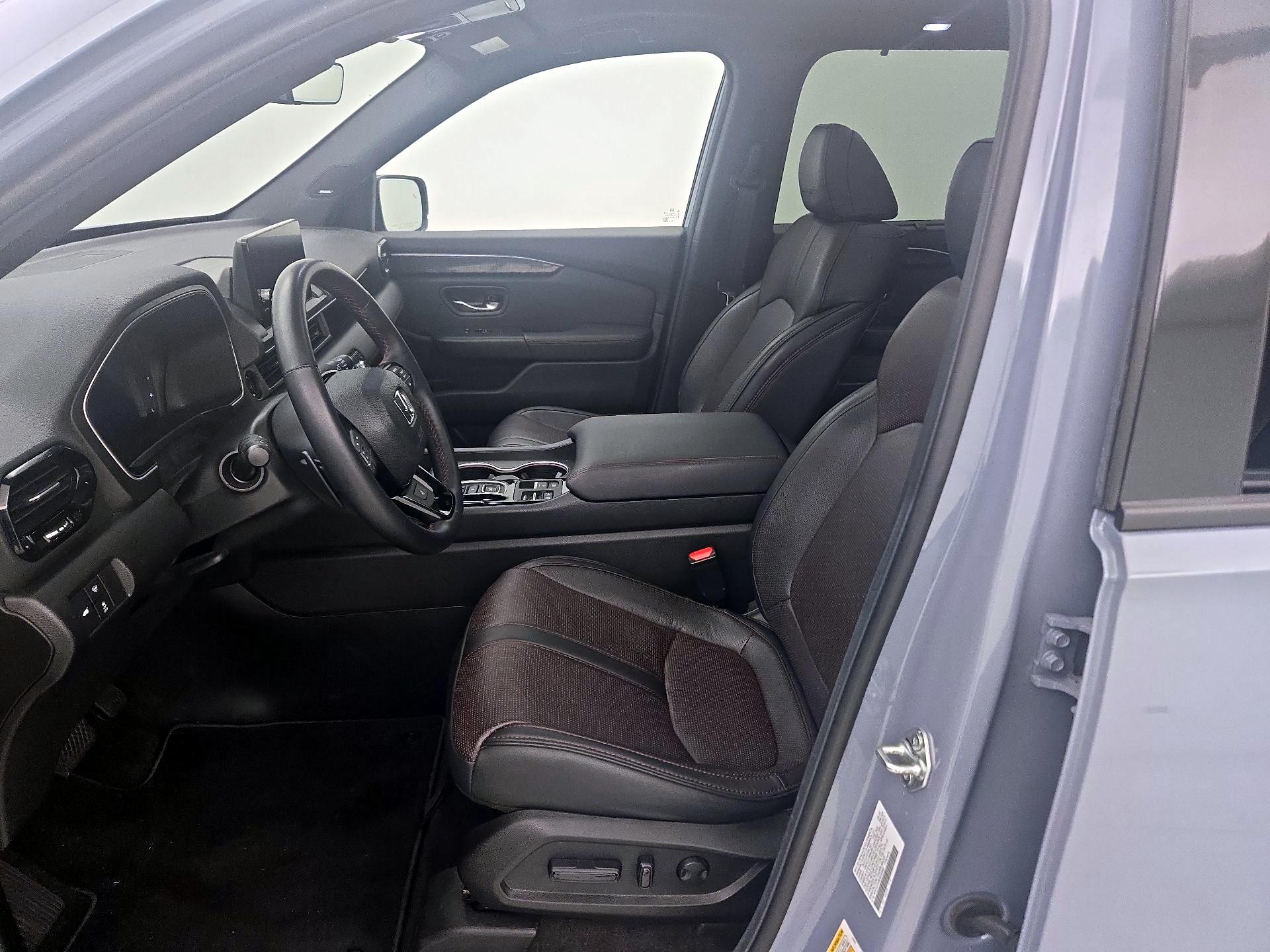 Thumbnail: 2025 Honda Pilot - 11