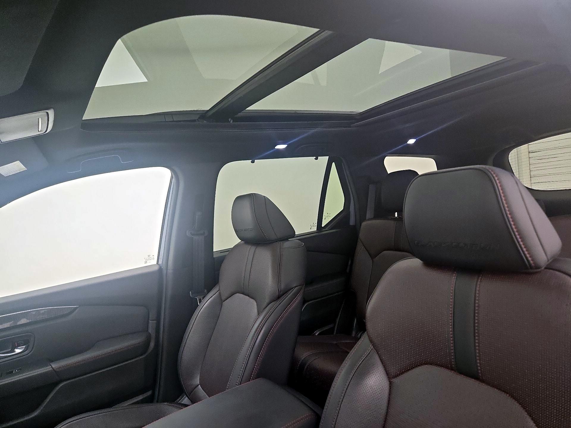 Thumbnail: 2025 Honda Pilot - 20