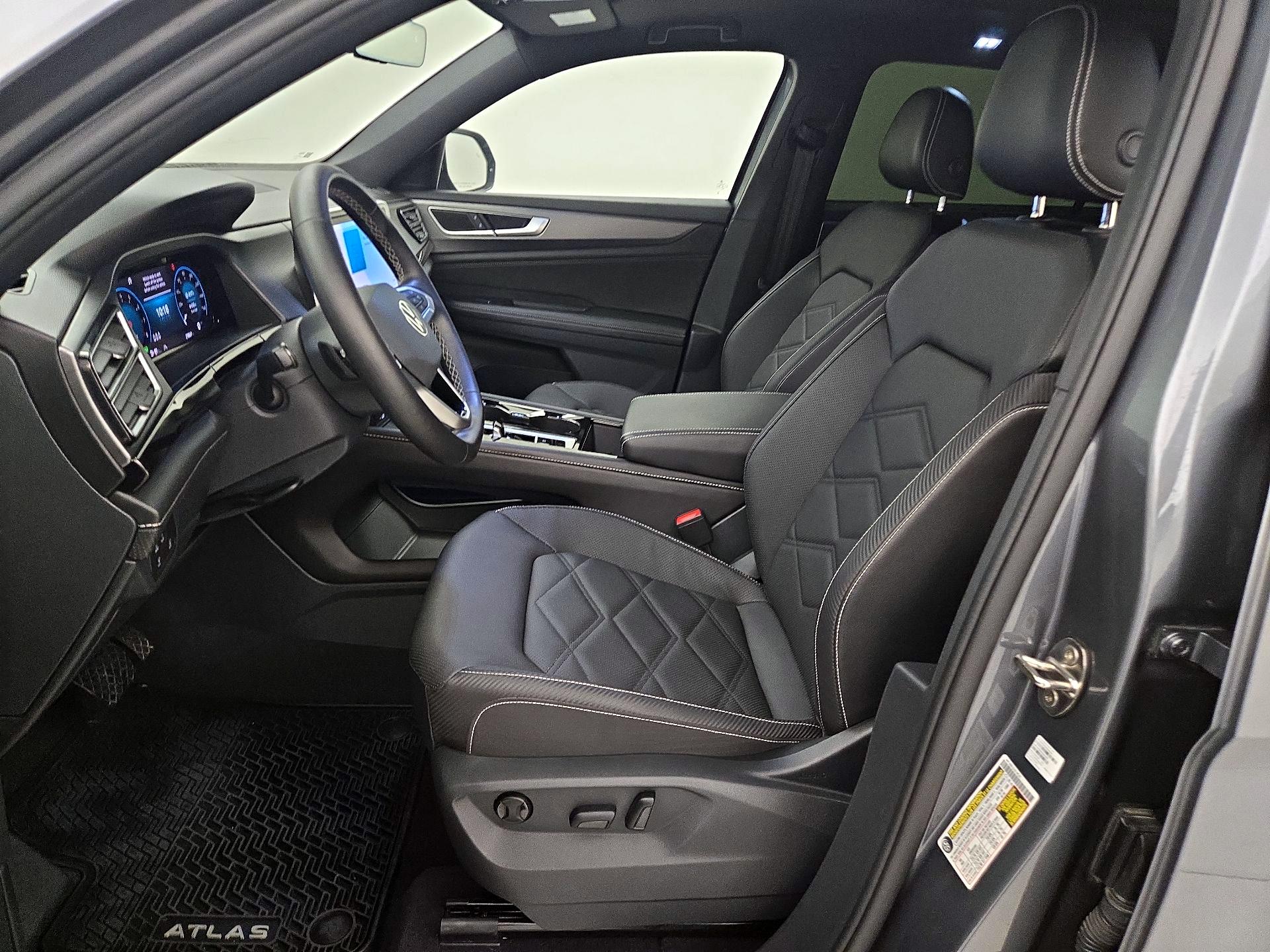 Thumbnail: 2025 Volkswagen Atlas - 9