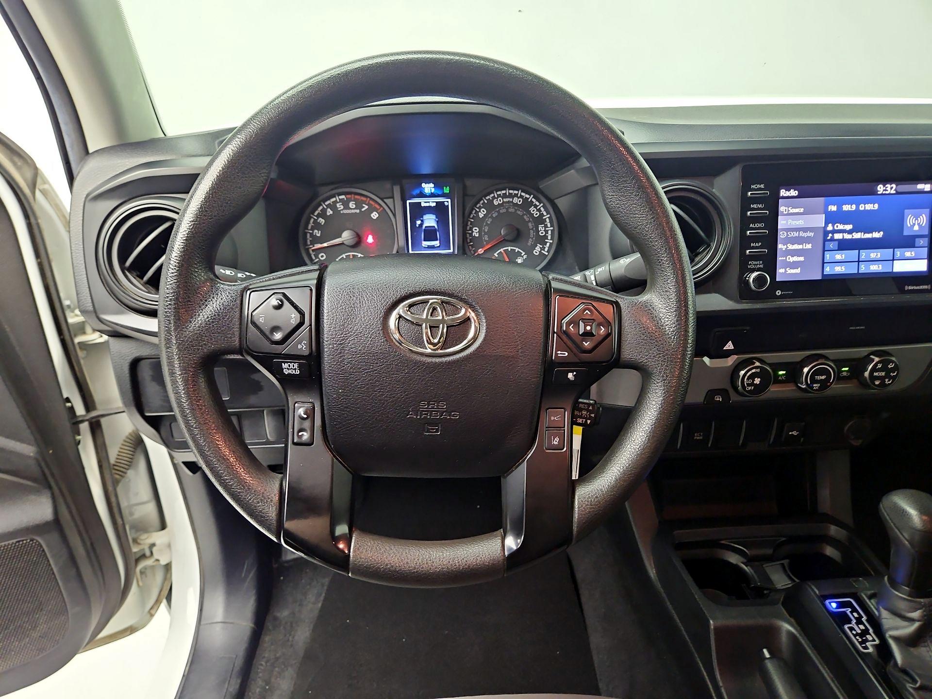 Thumbnail: 2022 Toyota Tacoma - 10