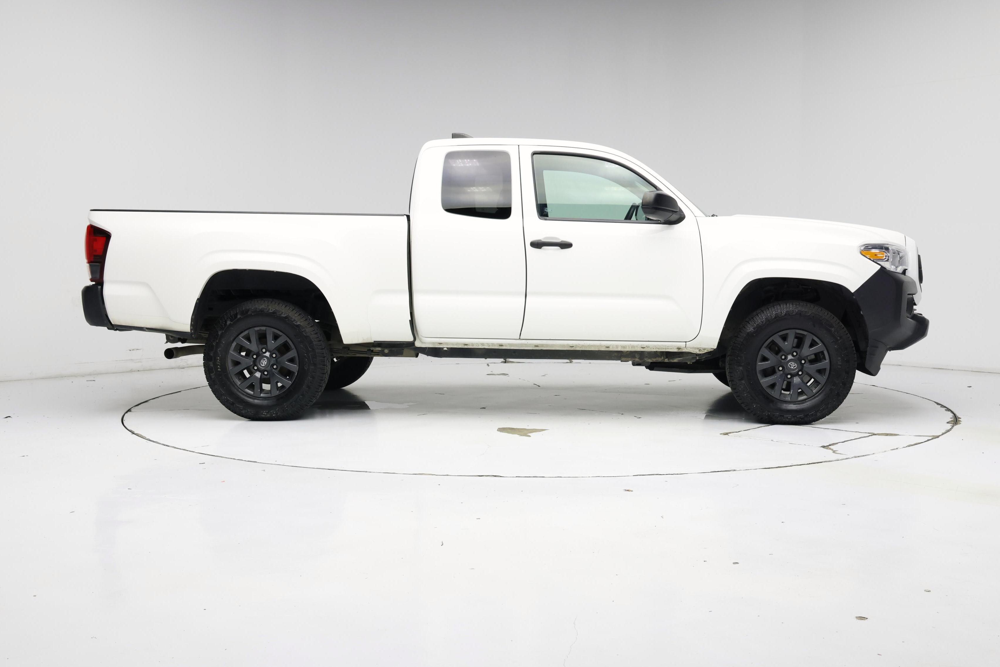 Thumbnail: 2022 Toyota Tacoma - 7