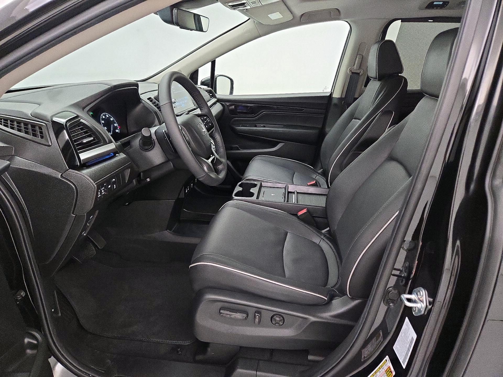 Thumbnail: 2026 Honda Odyssey - 11