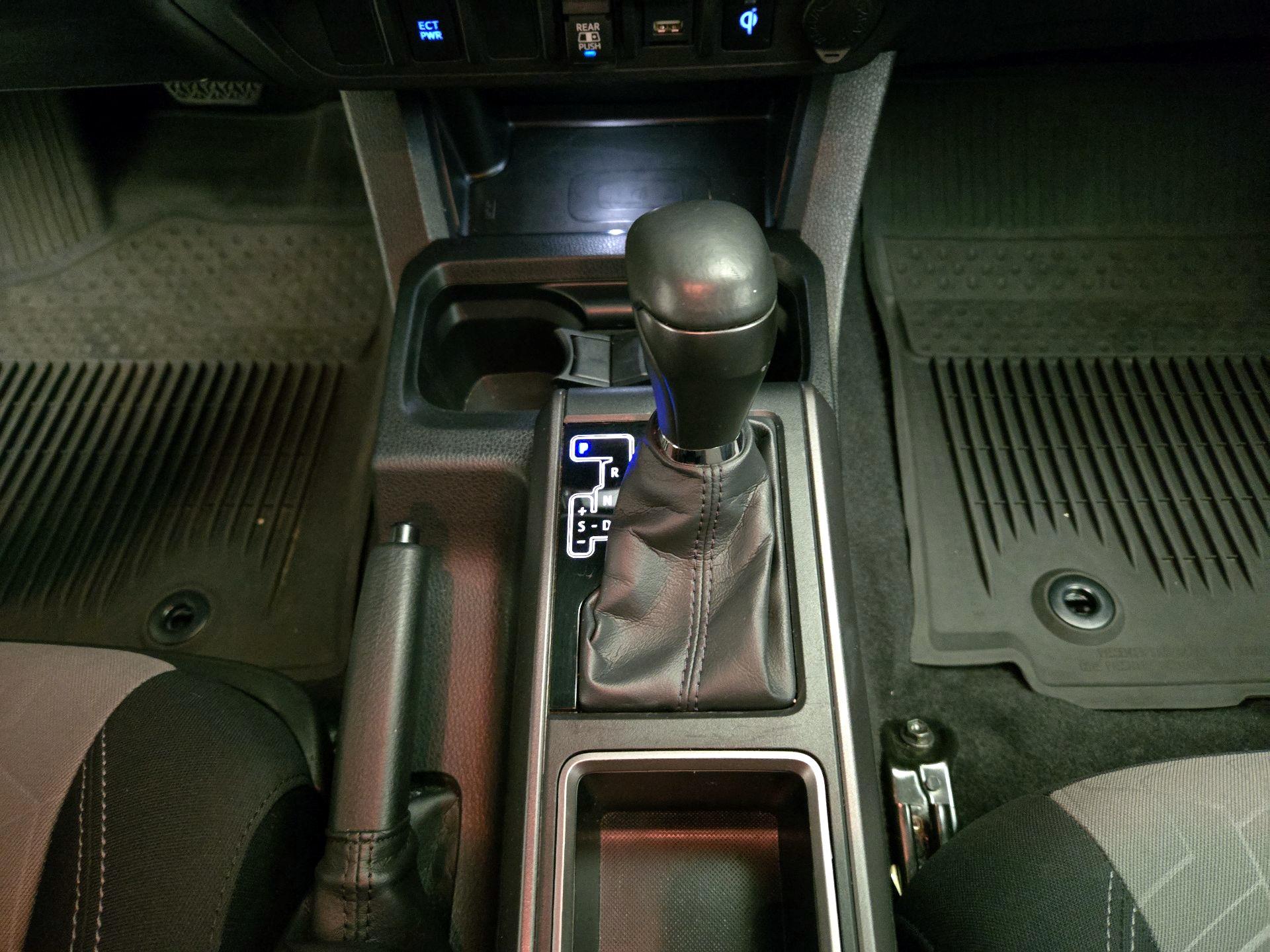 Thumbnail: 2023 Toyota Tacoma - 17