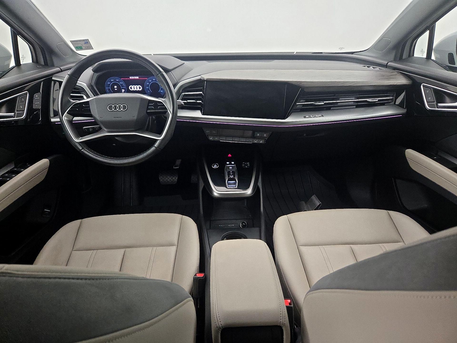 Thumbnail: 2024 Audi Q4 e-tron - 9