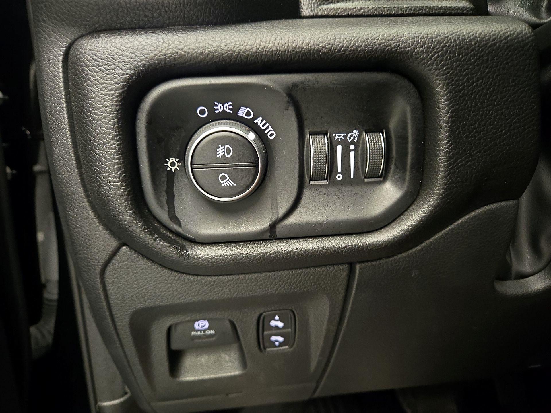 Thumbnail: 2023 RAM 1500 - 13