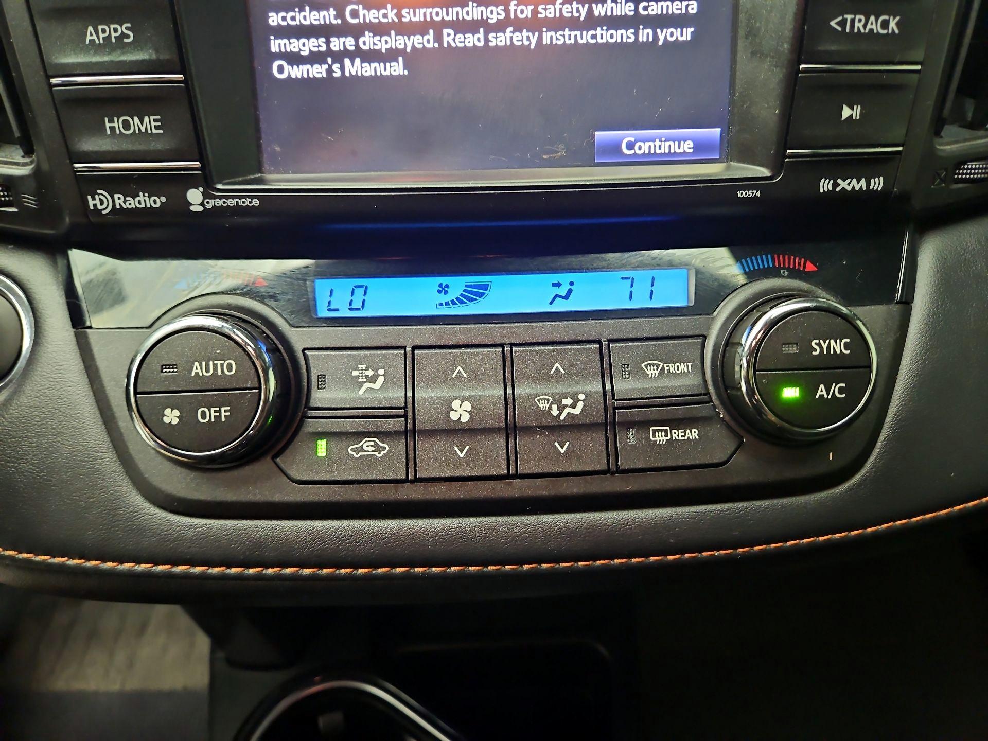 Thumbnail: 2018 Toyota RAV4 - 16
