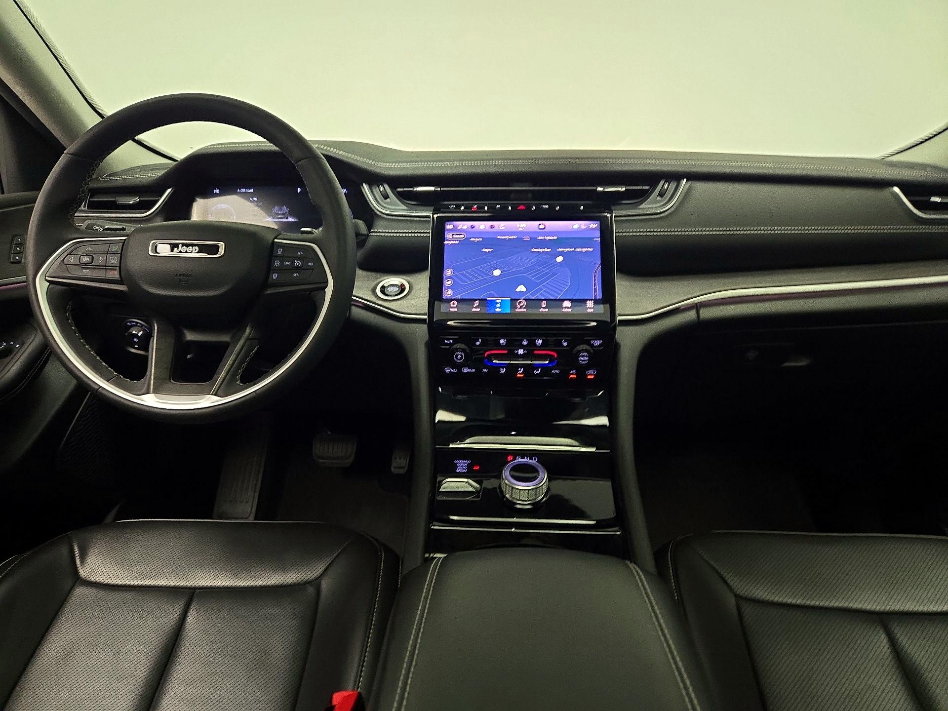 Thumbnail: 2023 Jeep Grand Cherokee - 9