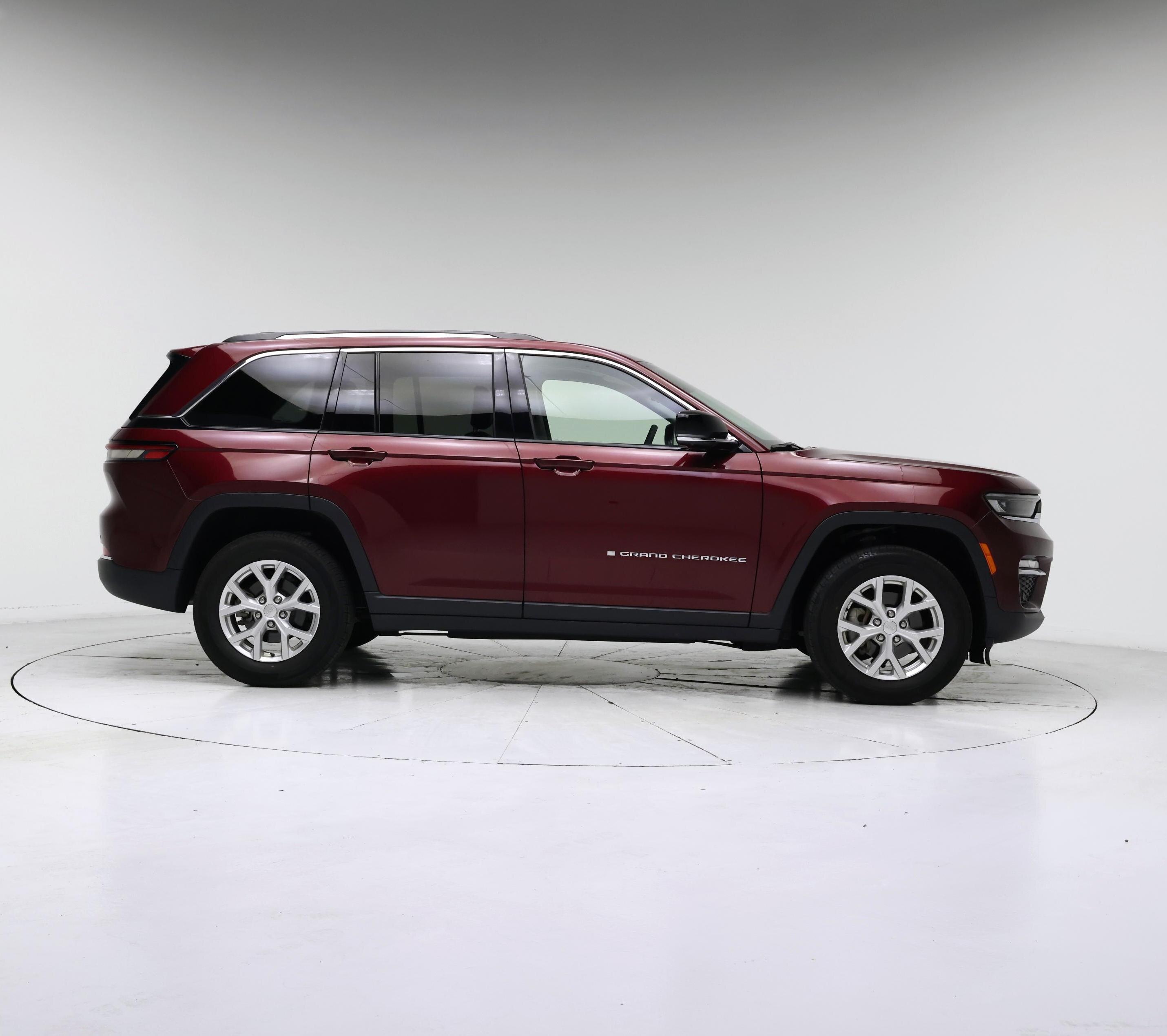 Thumbnail: 2023 Jeep Grand Cherokee - 7
