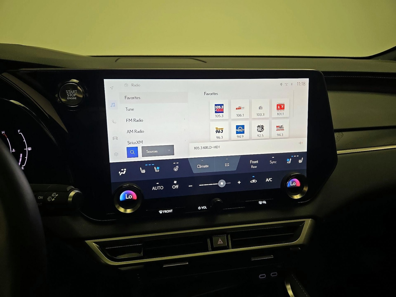 2023 Lexus RX 350 - Photo 16