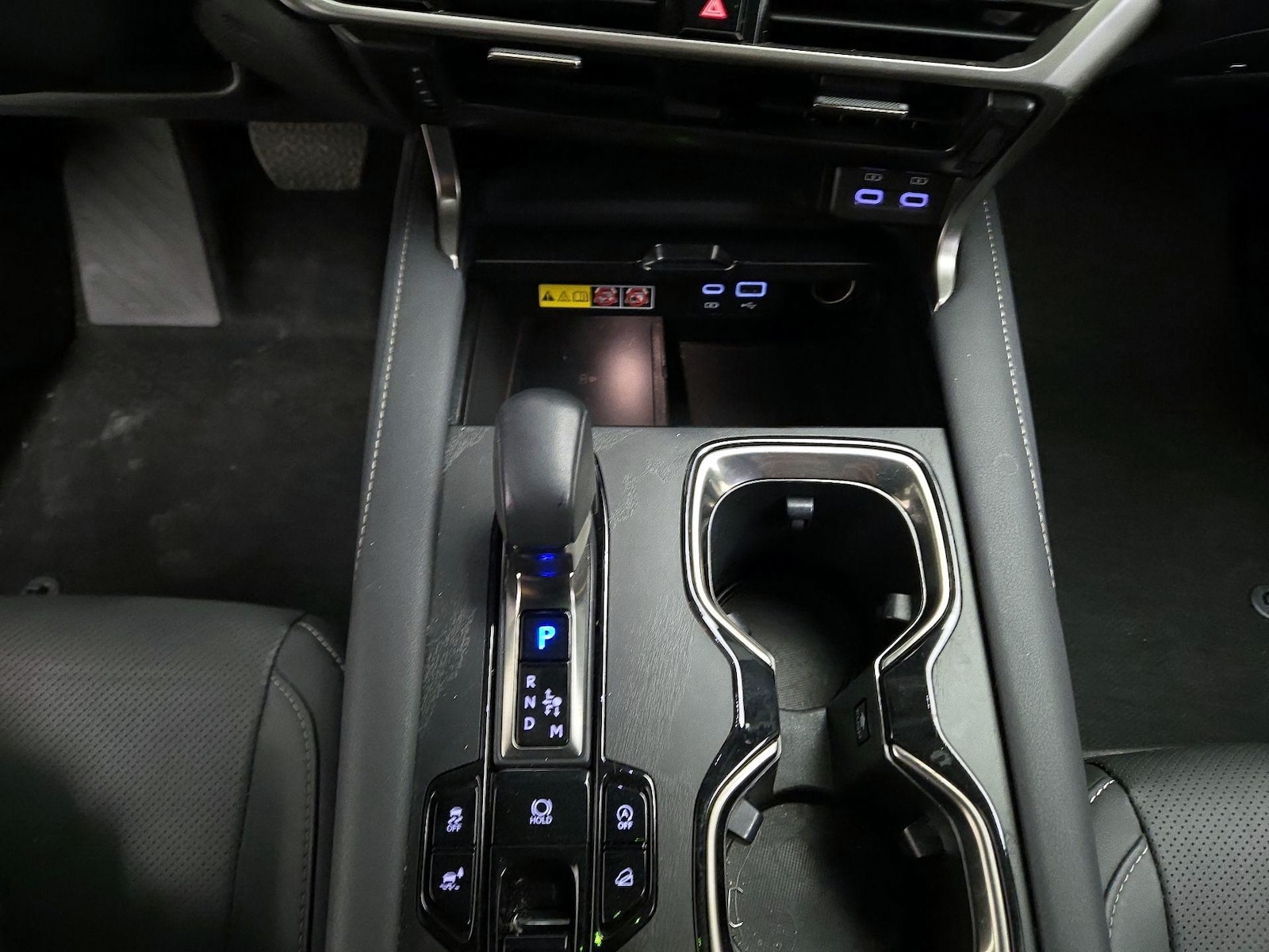 2023 Lexus RX 350 - Photo 18